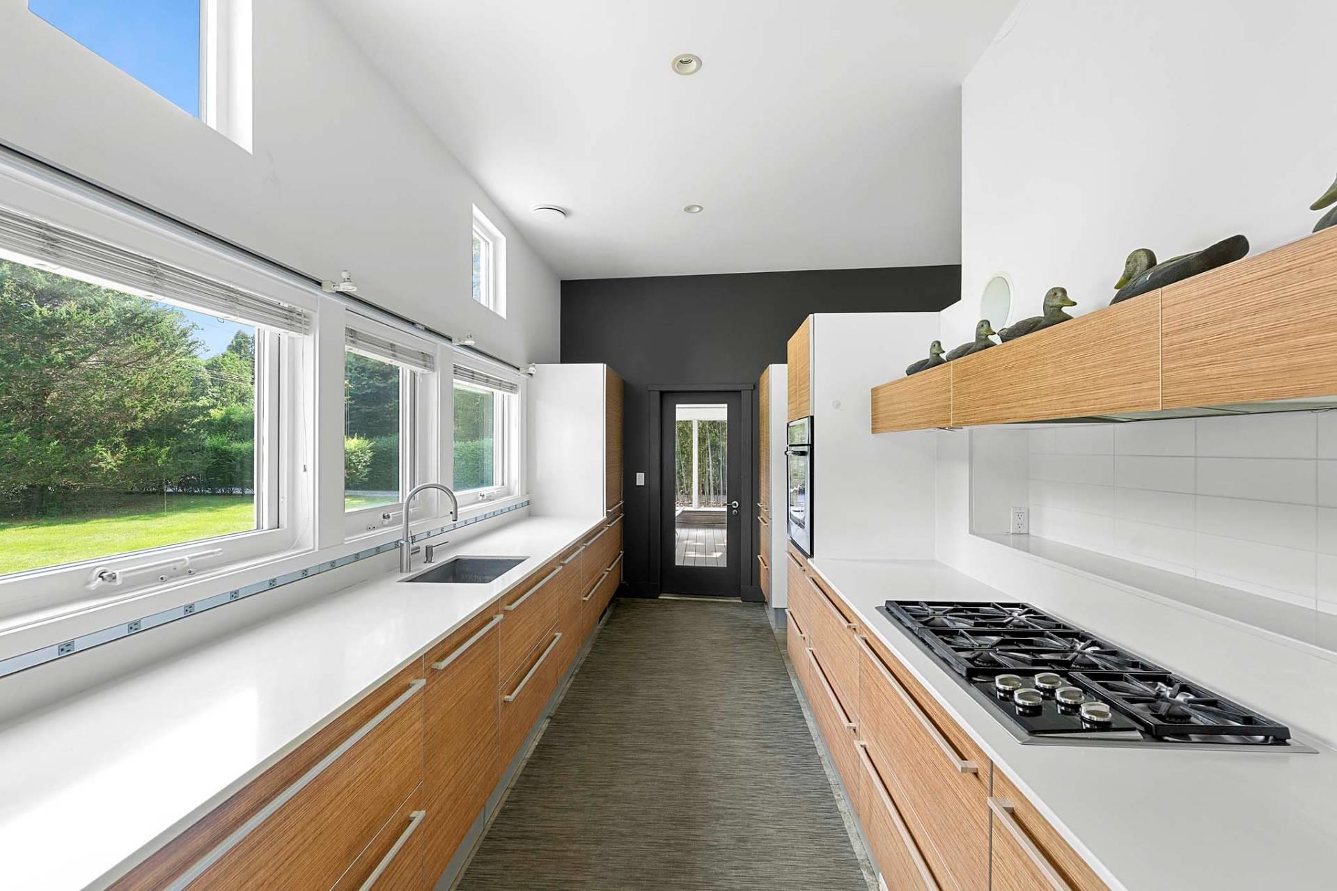 210 Narrow Lane E, Sagaponack, NY 11962