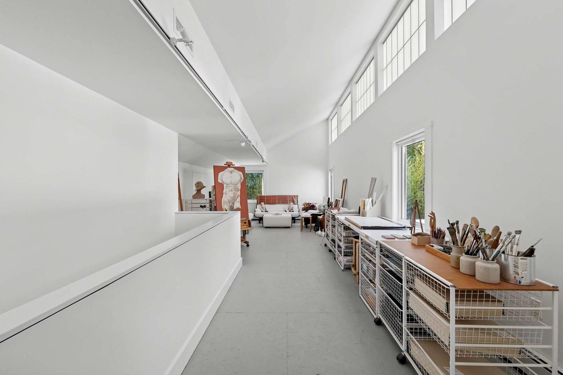 210 Narrow Lane E, Sagaponack, NY 11962