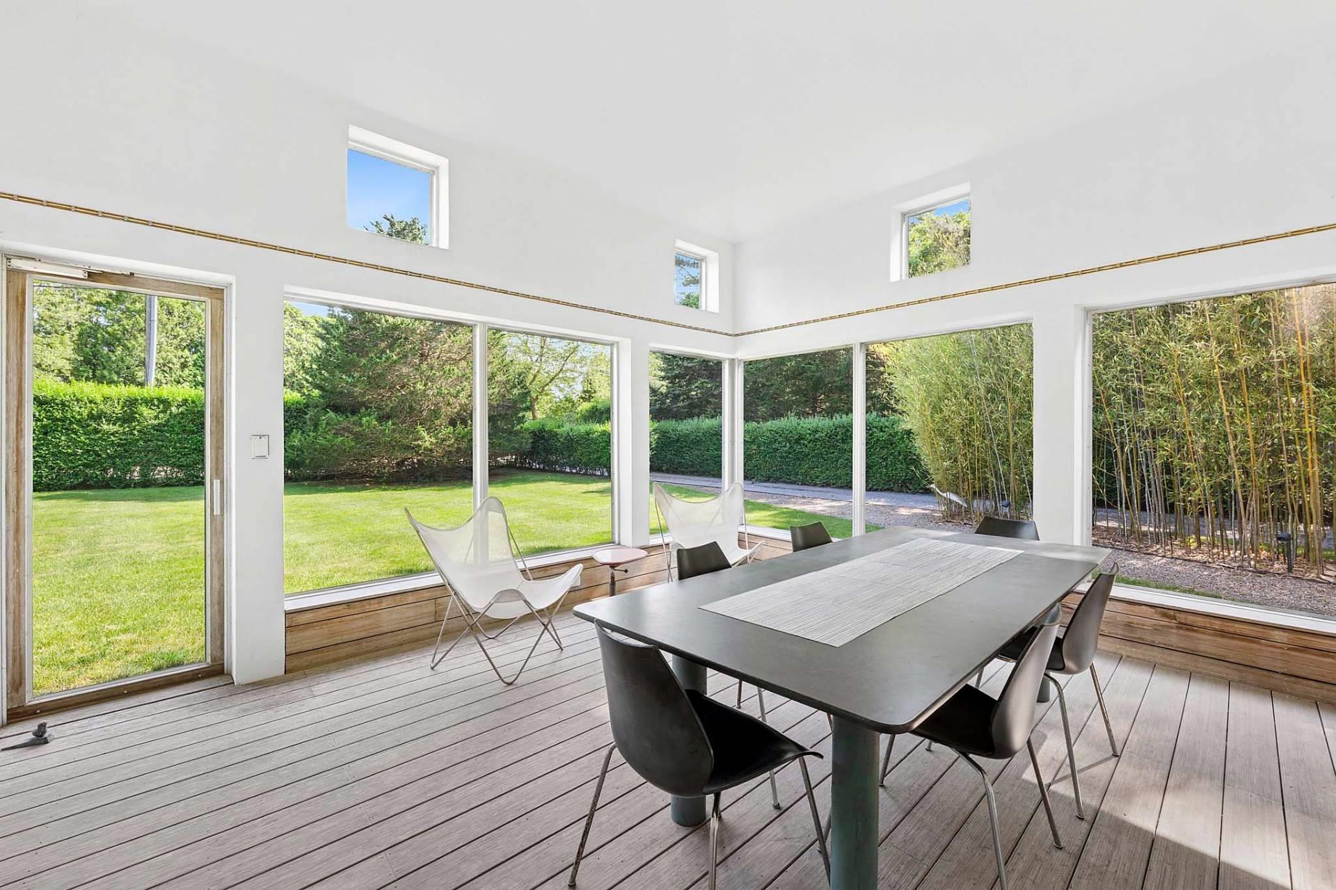 210 Narrow Lane E, Sagaponack, NY 11962