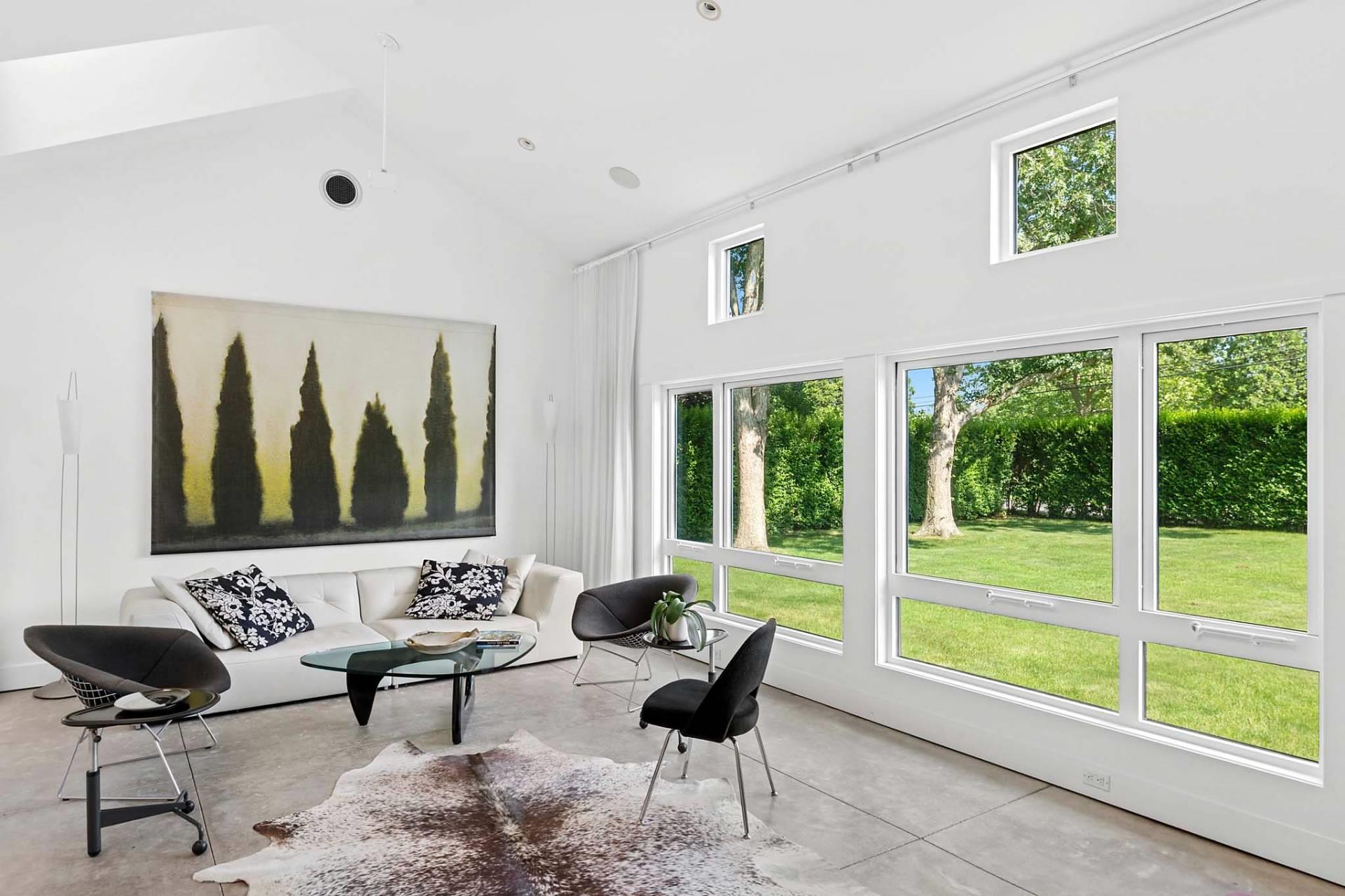 210 Narrow Lane E, Sagaponack, NY 11962