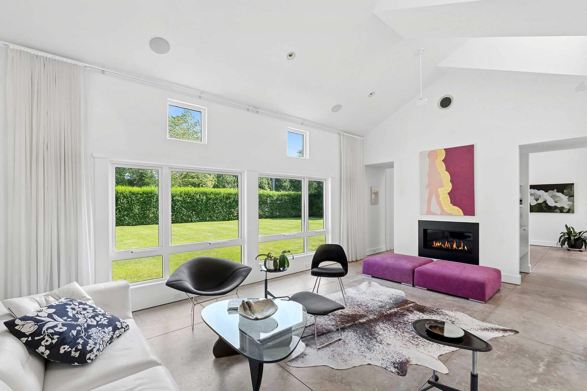 210 Narrow Lane E, Sagaponack, NY 11962