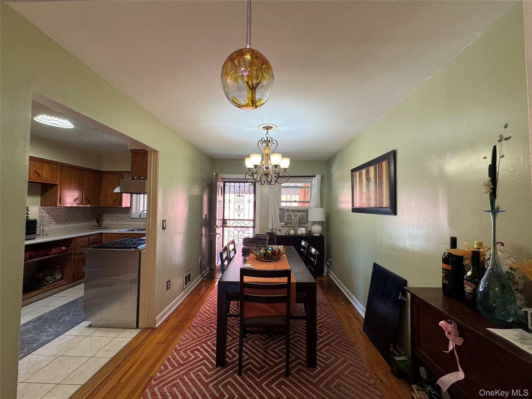 4406 Murdock Avenue, Bronx, NY 10466