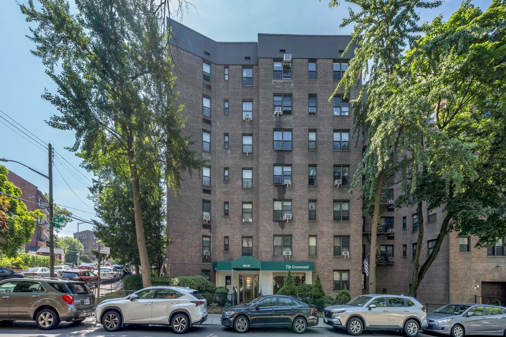 140-10 84 Drive # 2B, Briarwood, NY 11435