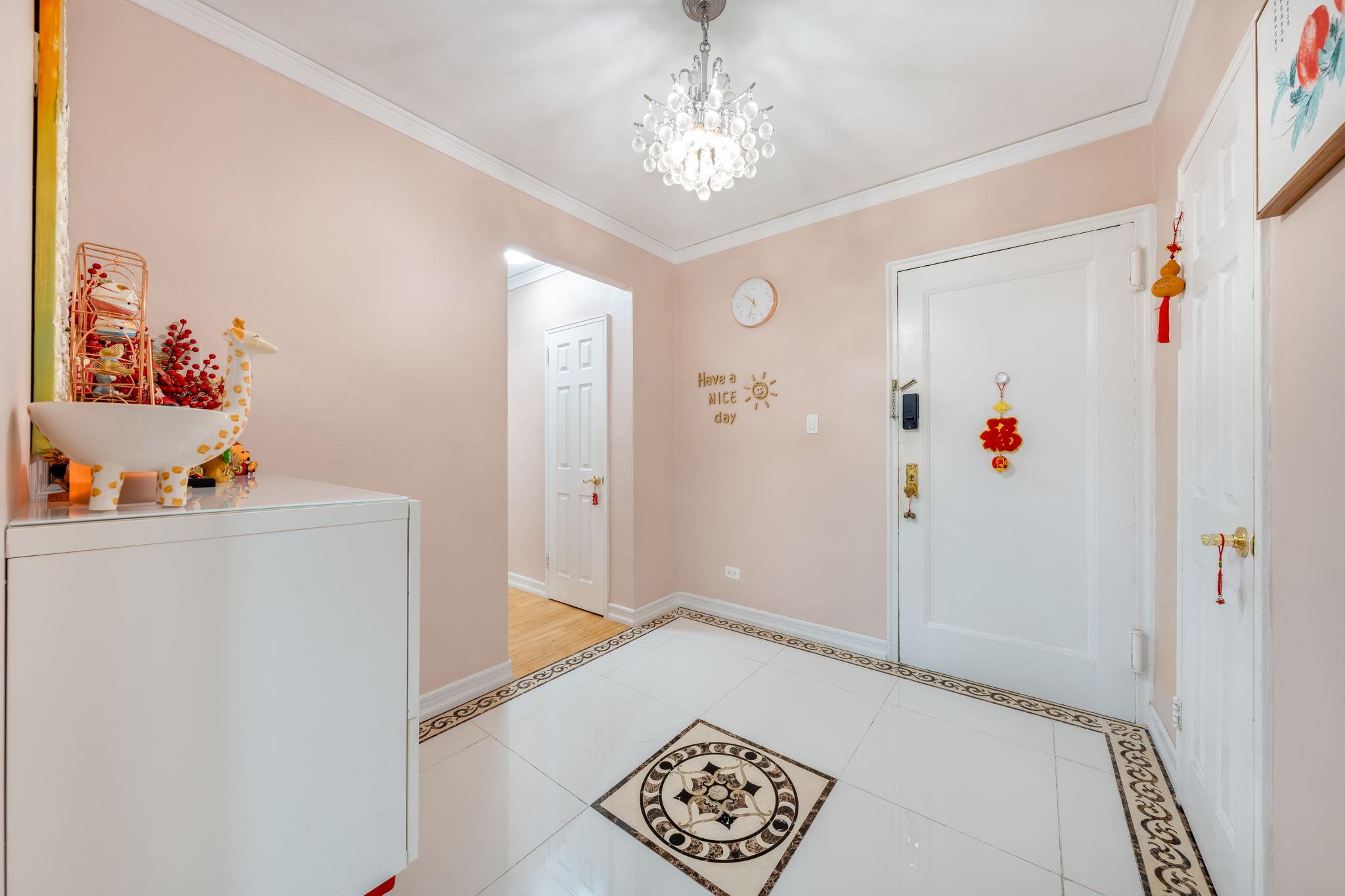 140-10 84 Drive # 2B, Briarwood, NY 11435