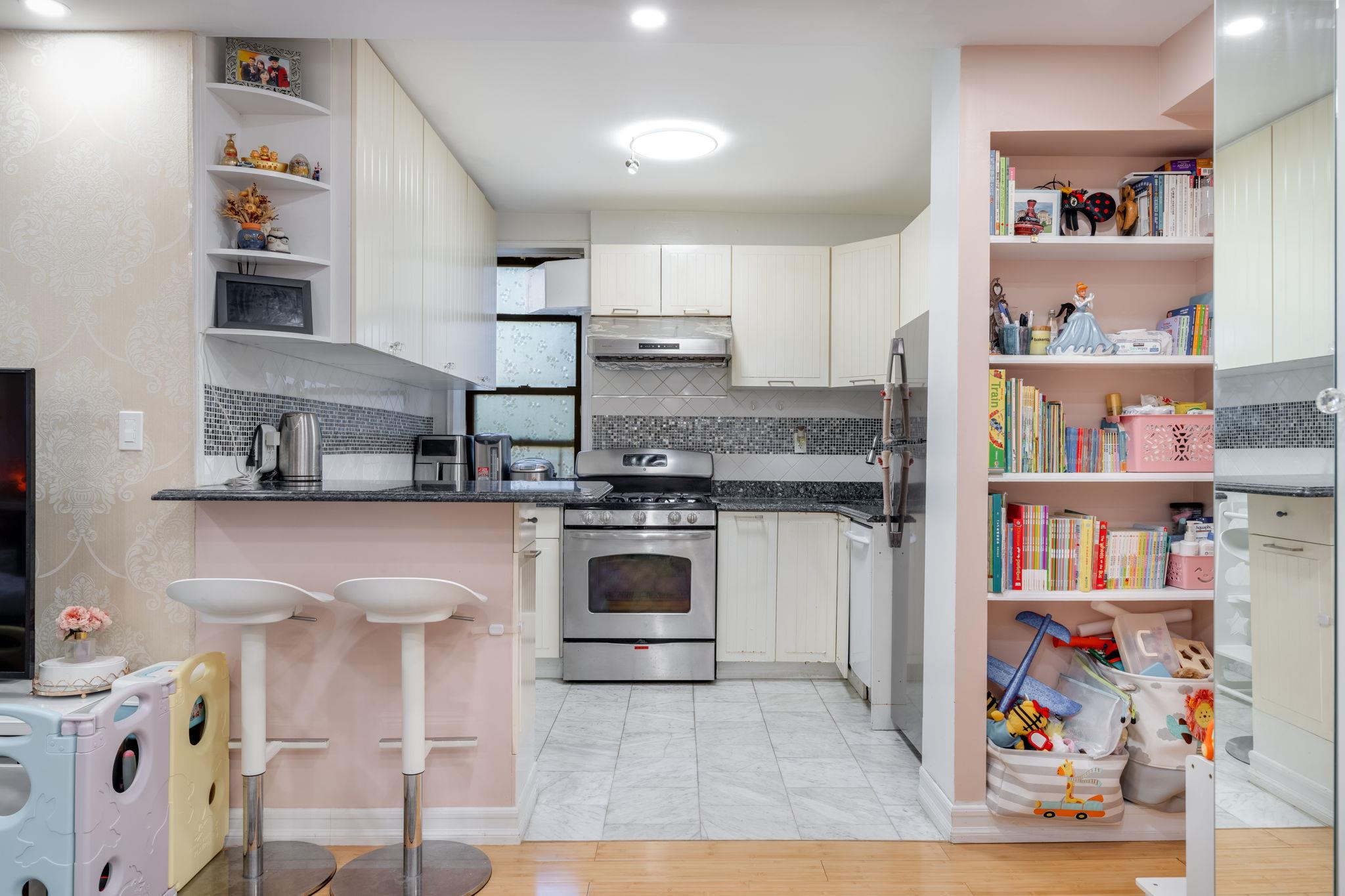 140-10 84 Drive # 2B, Briarwood, NY 11435