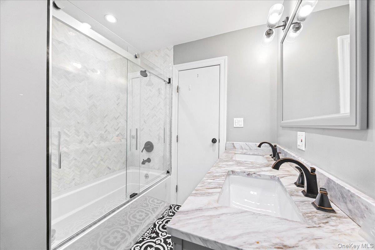 1127 Fordham Lane, Woodmere, NY 11598