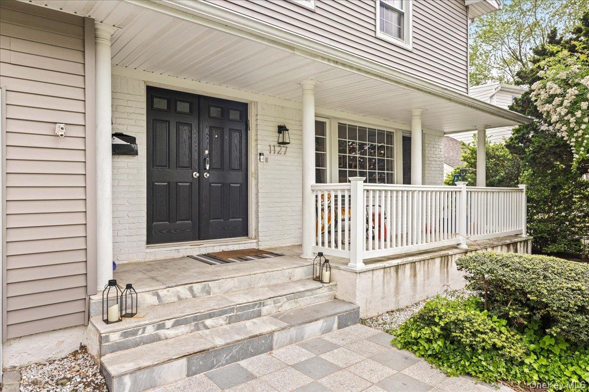 1127 Fordham Lane, Woodmere, NY 11598