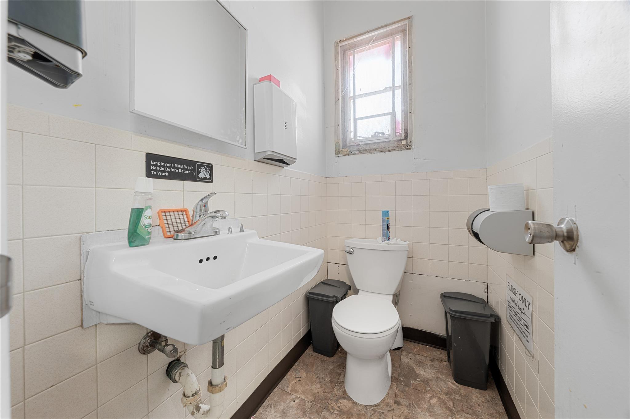 13 S Country Road, East Patchogue, NY 11772