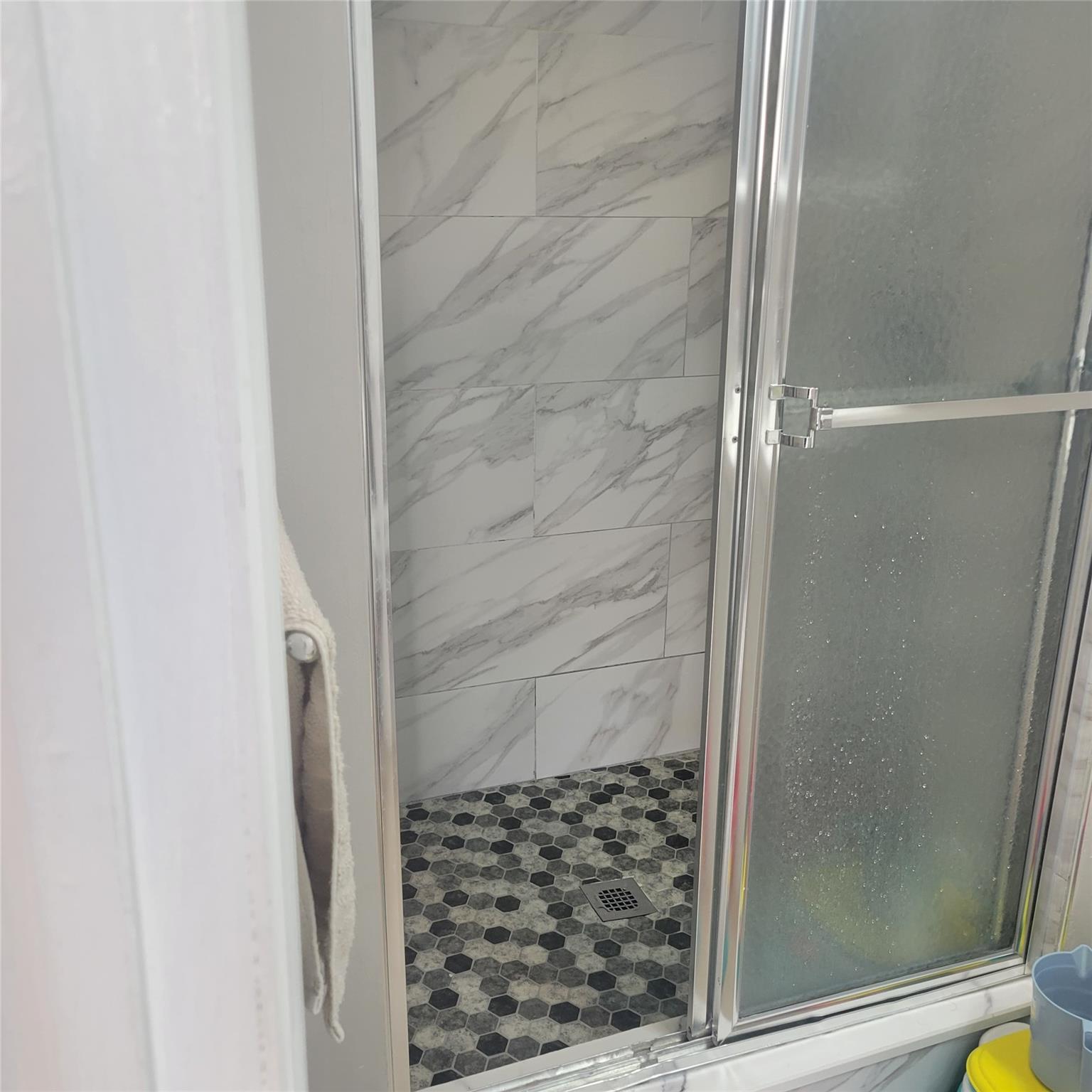 5 Sportsmans Avenue, Freeport, NY 11520