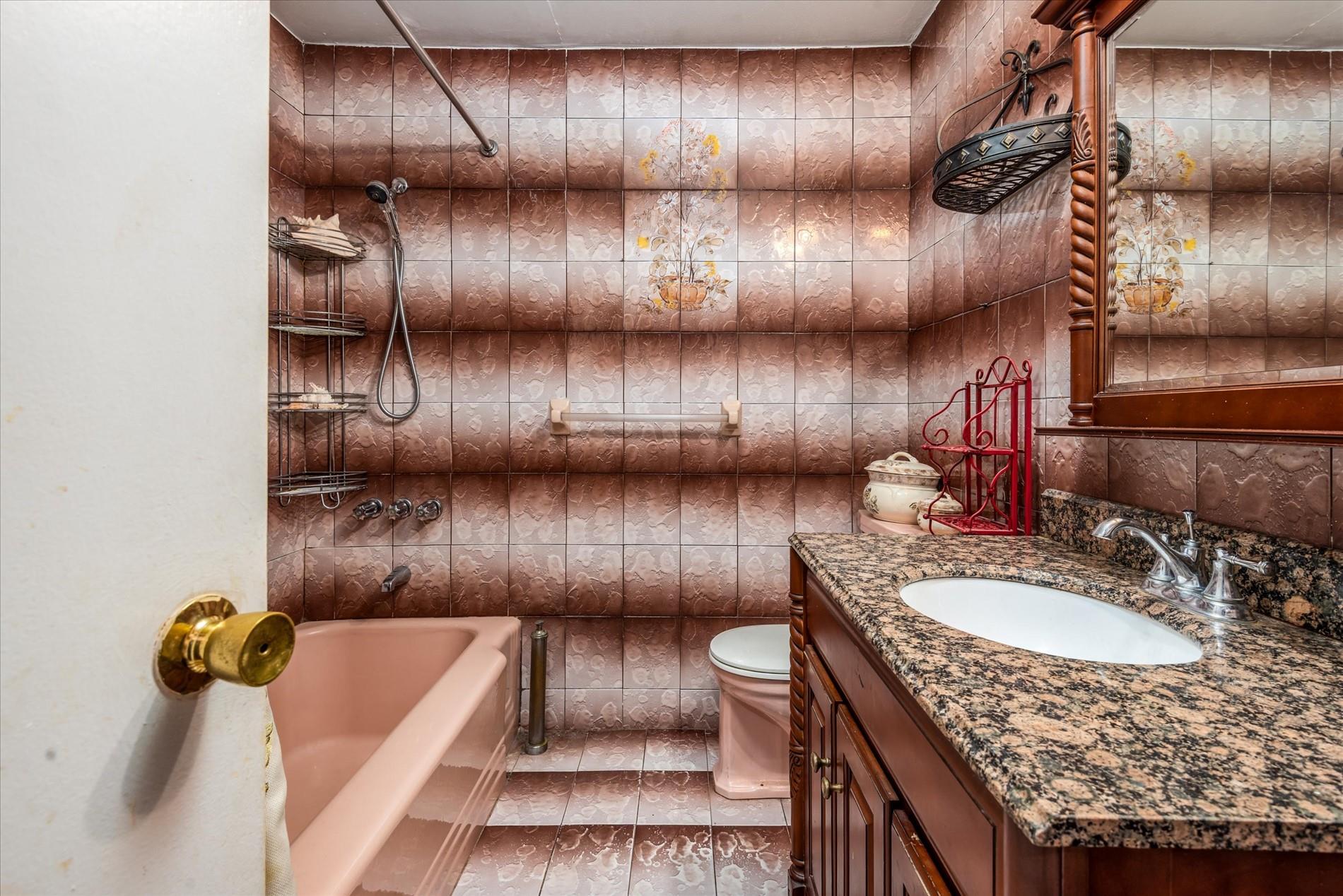 5974 Fresh Pond Road, Maspeth, NY 11378