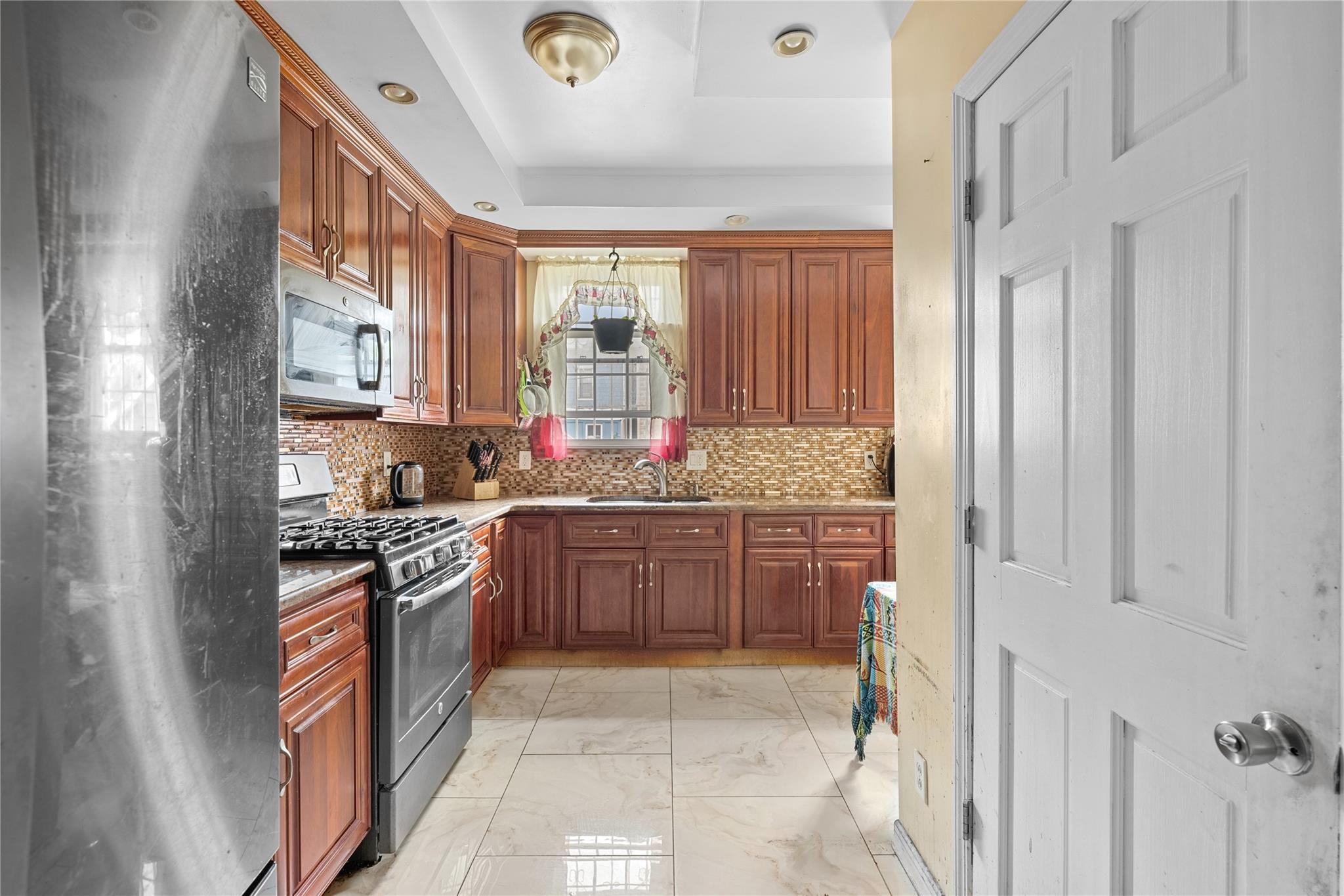 966 East 42nd Street, Brooklyn, NY 11210