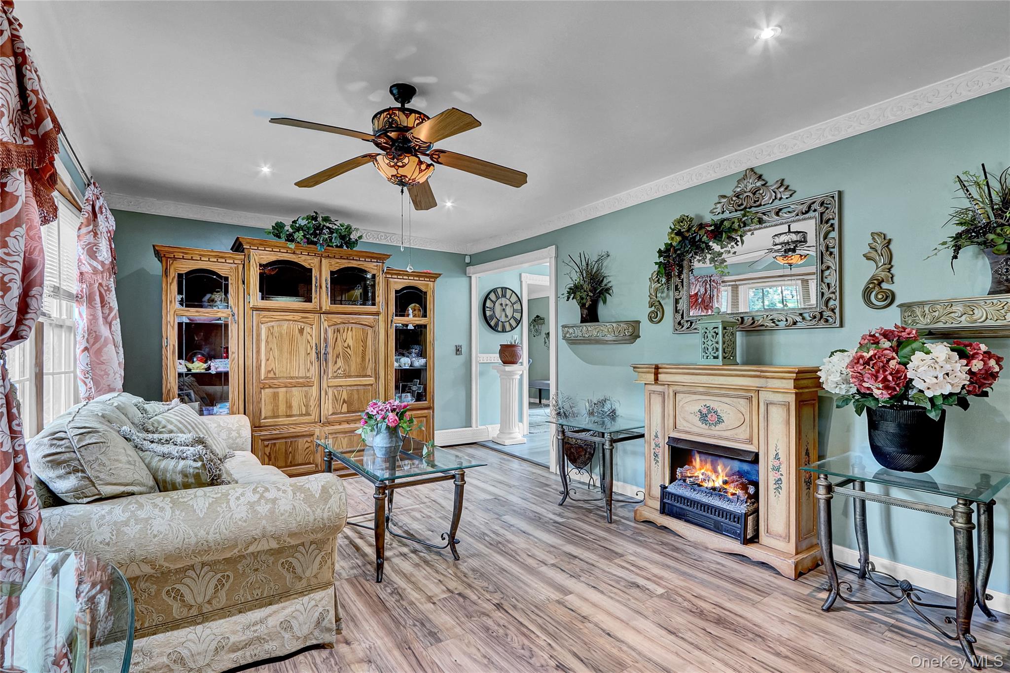 33 Breston Drive W, Shirley, NY 11967