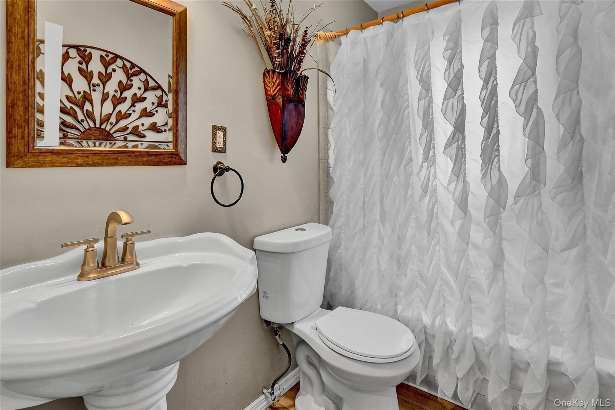 33 Breston Drive W, Shirley, NY 11967