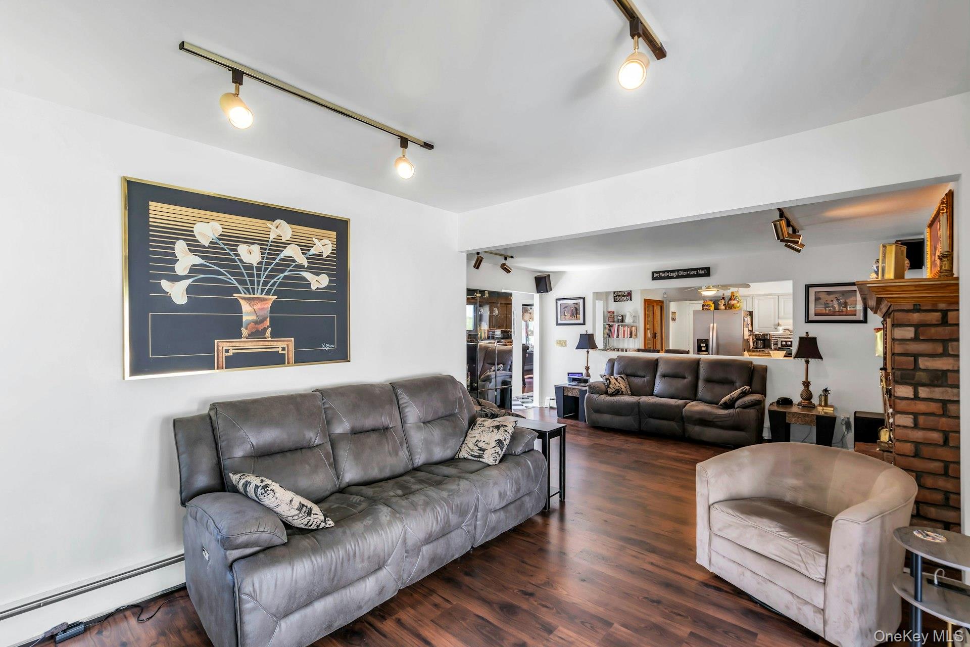 11 Dillmont Drive, Smithtown, NY 11787