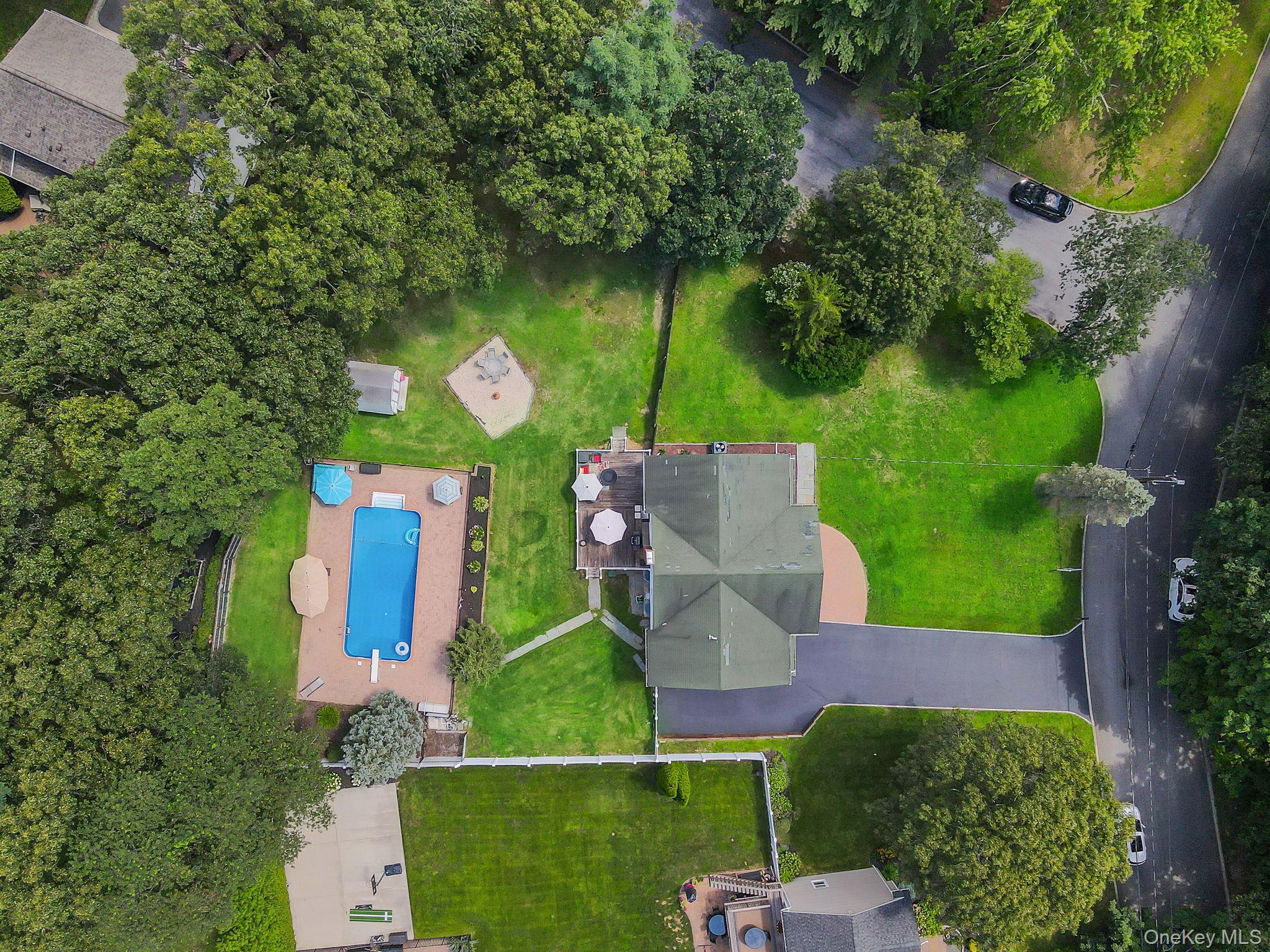 11 Dillmont Drive, Smithtown, NY 11787