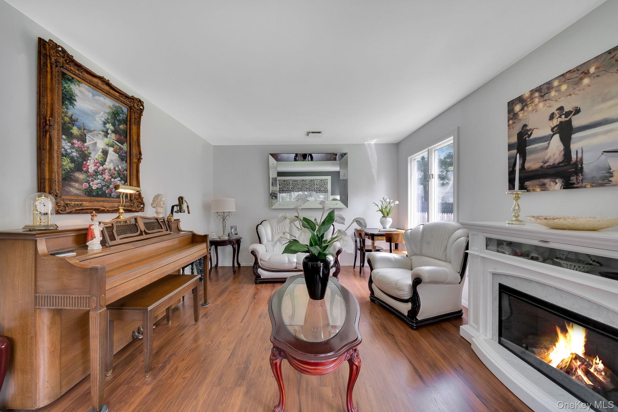 11 Dillmont Drive, Smithtown, NY 11787