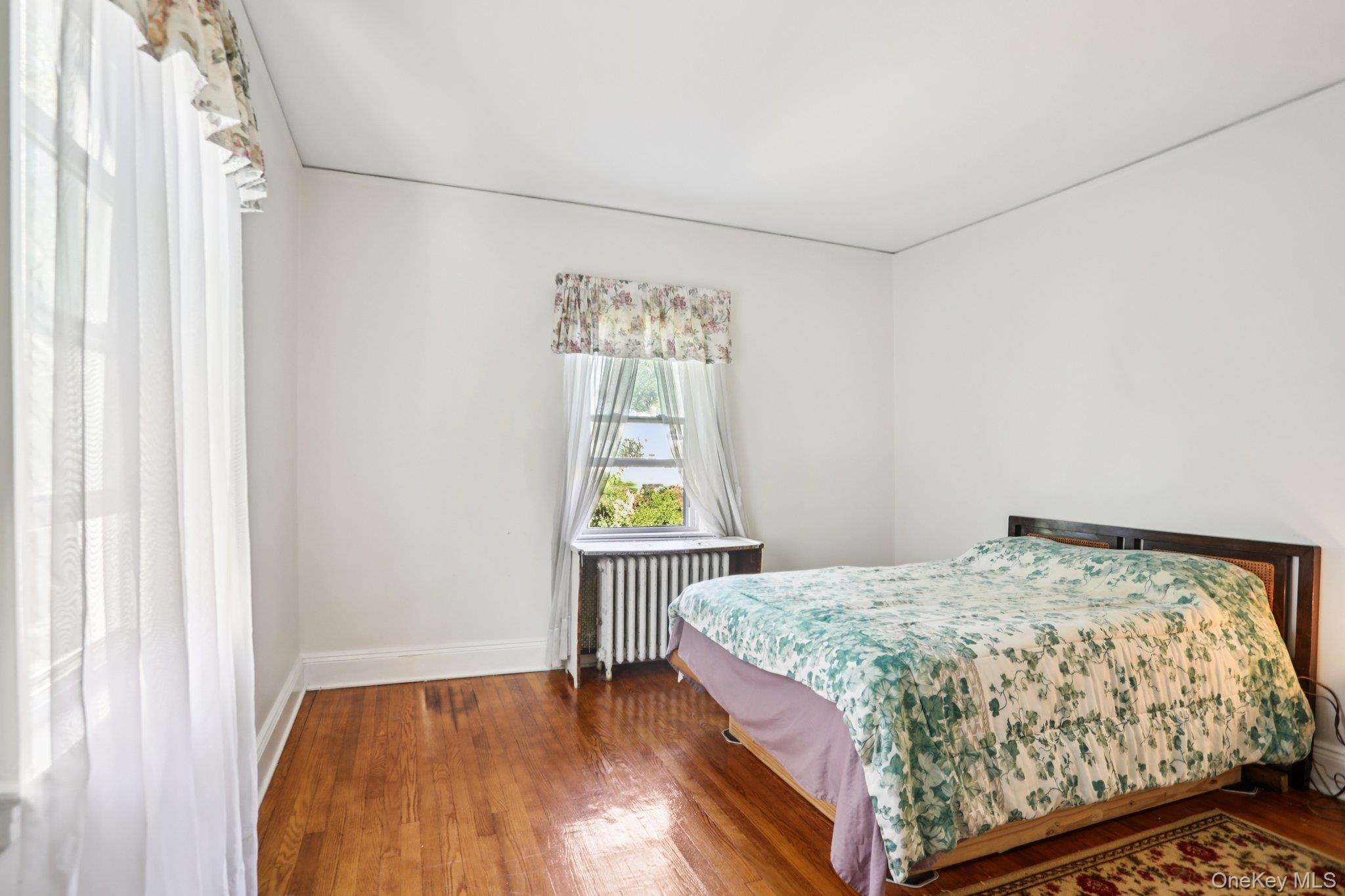 184 Hillcrest Road, Mount Vernon, NY 10552