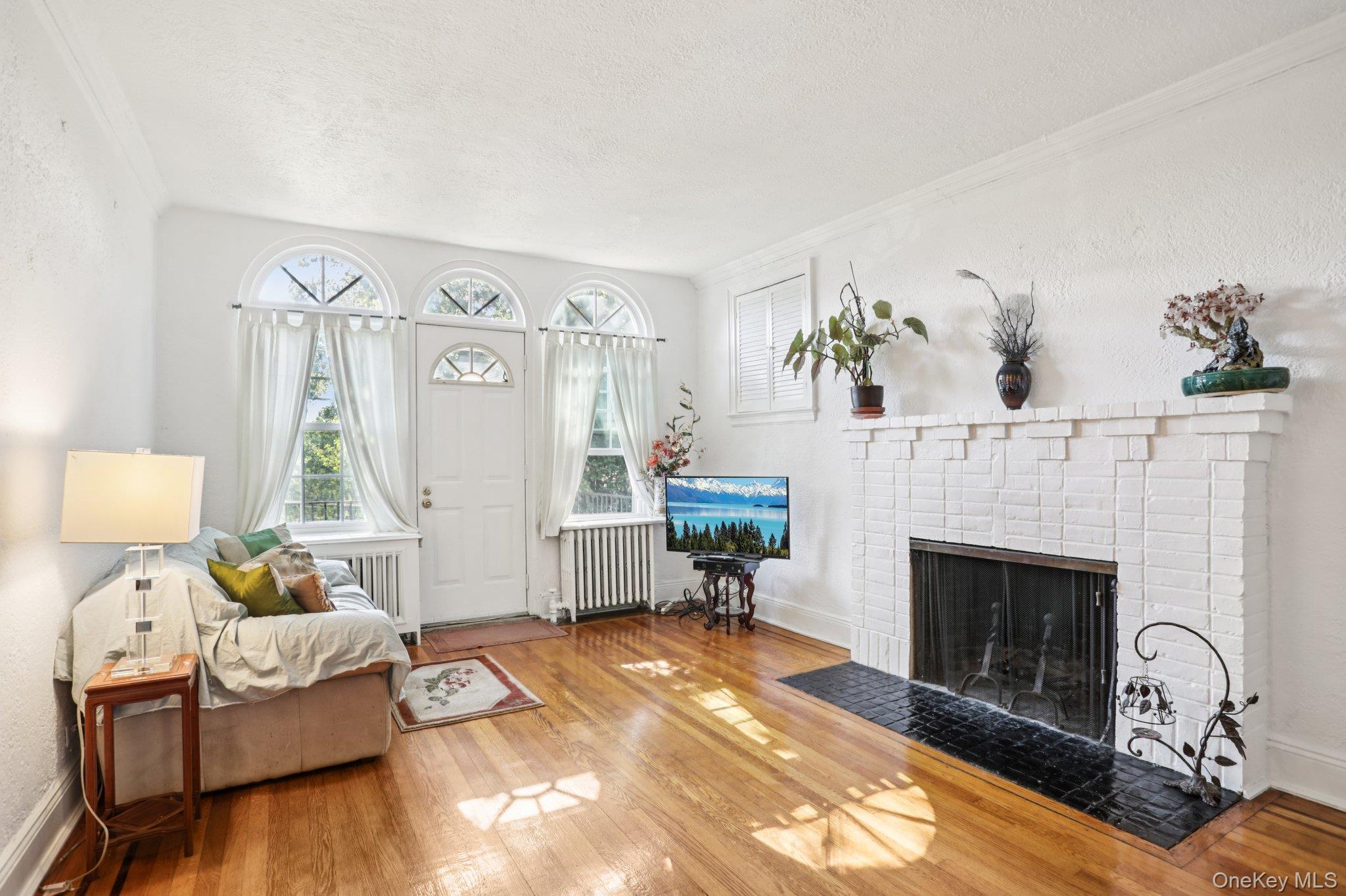 184 Hillcrest Road, Mount Vernon, NY 10552