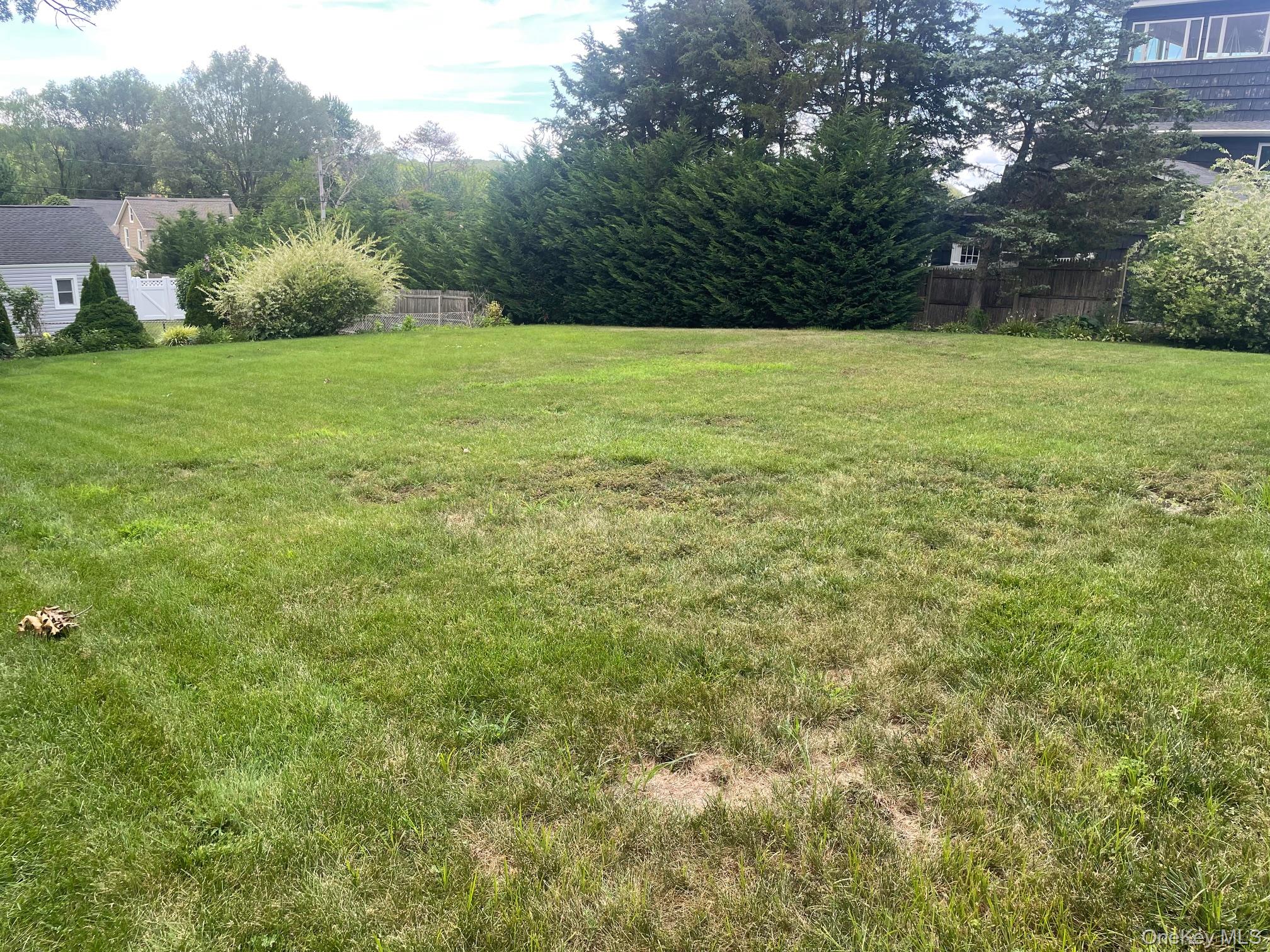 Beaver Drive, Kings Park, NY 11754