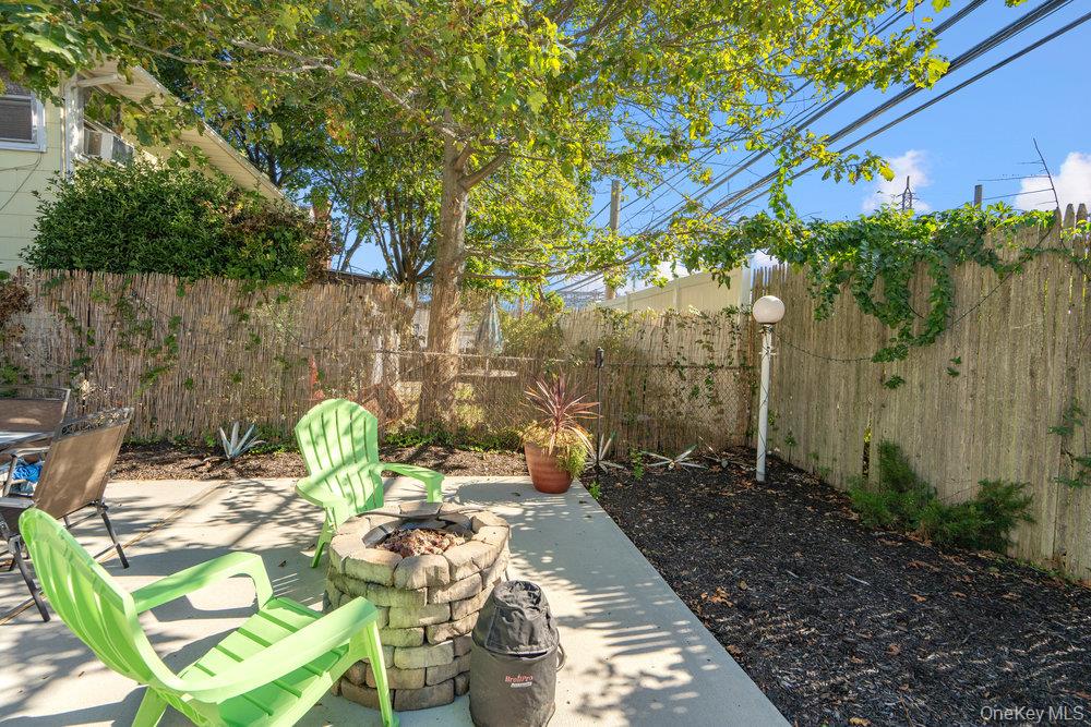 95 Foster Avenue, Valley Stream, NY 11580