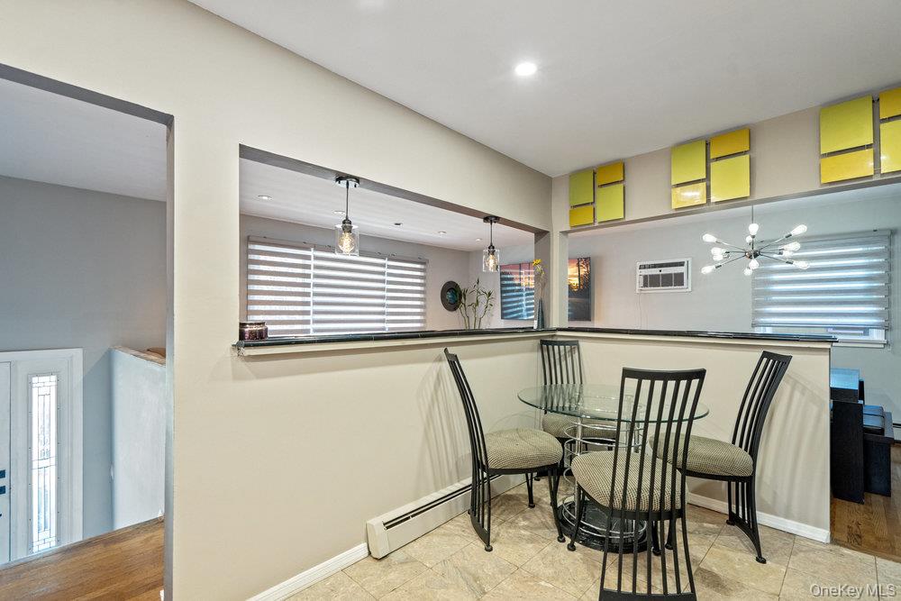 95 Foster Avenue, Valley Stream, NY 11580