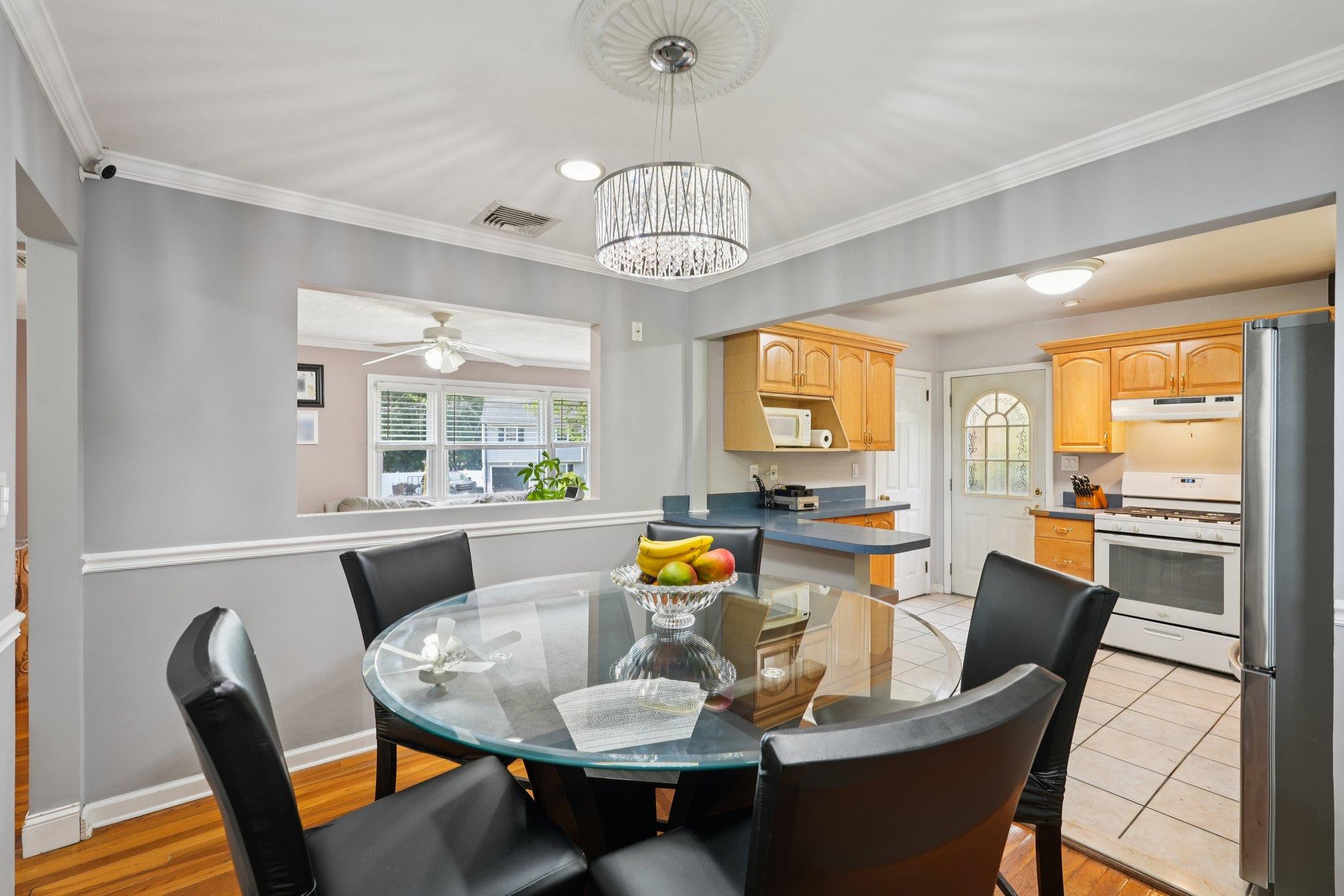 17 Maplewood Boulevard, Suffern, NY 10901