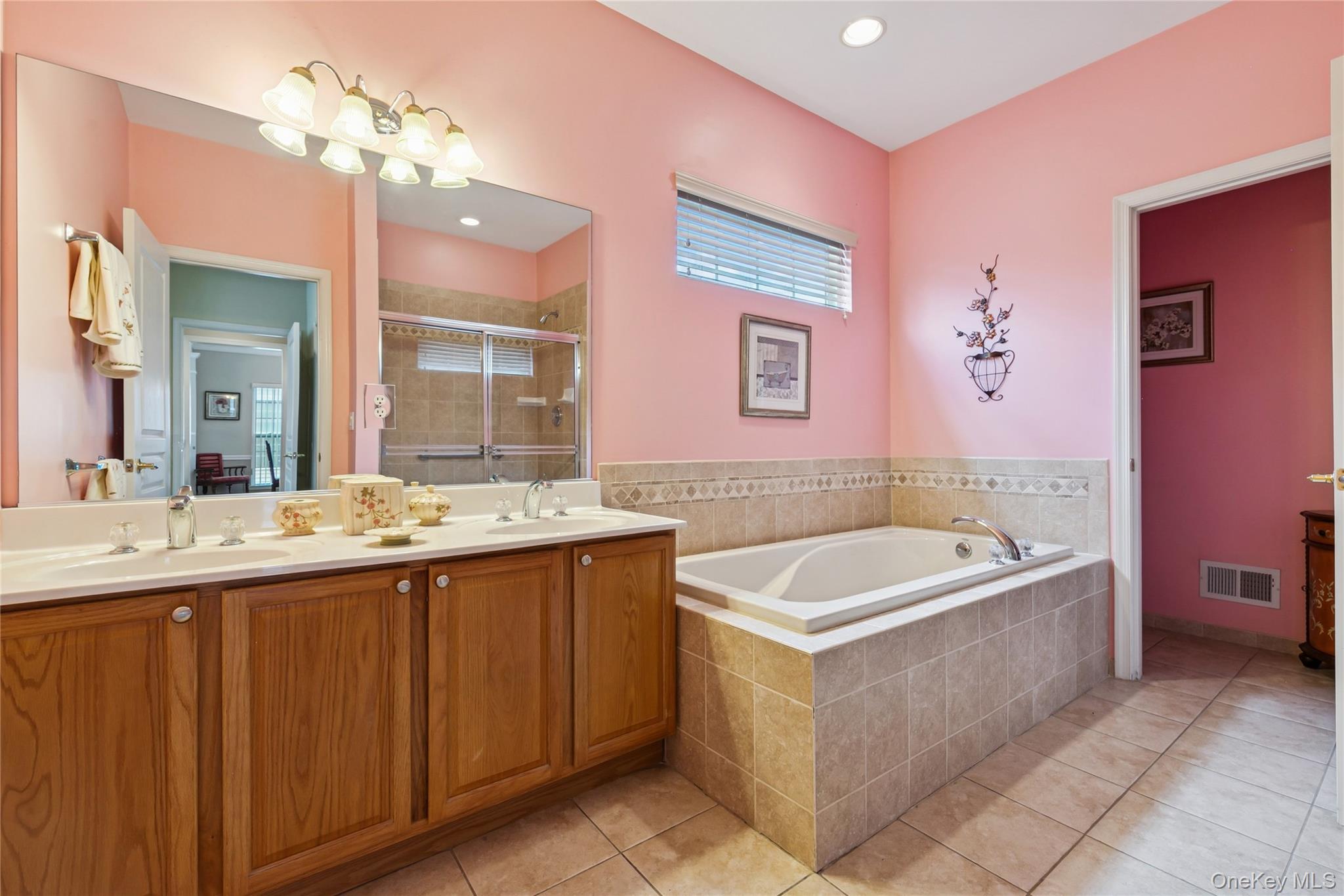 109 Louden Loop, Mount Sinai, NY 11766