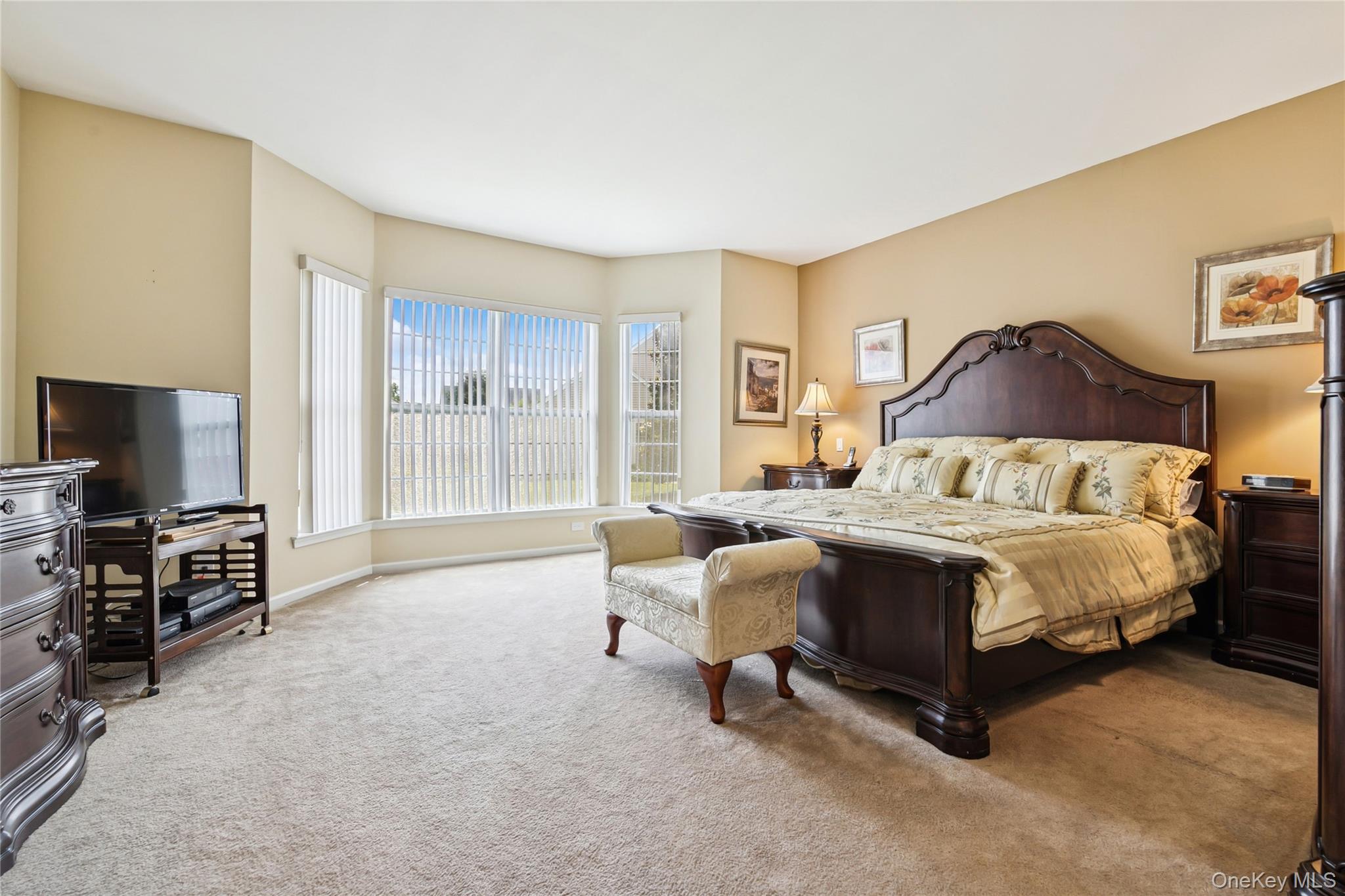 109 Louden Loop, Mount Sinai, NY 11766