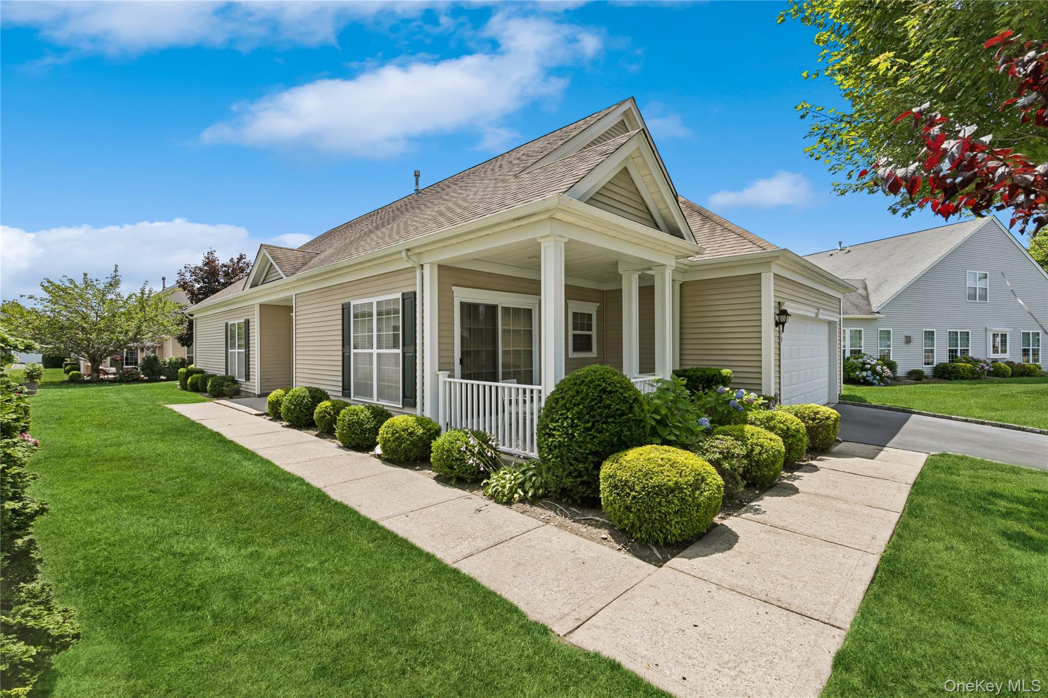 109 Louden Loop, Mount Sinai, NY 11766