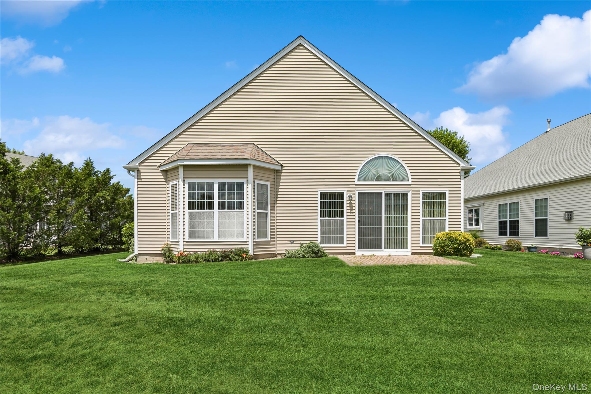 109 Louden Loop, Mount Sinai, NY 11766