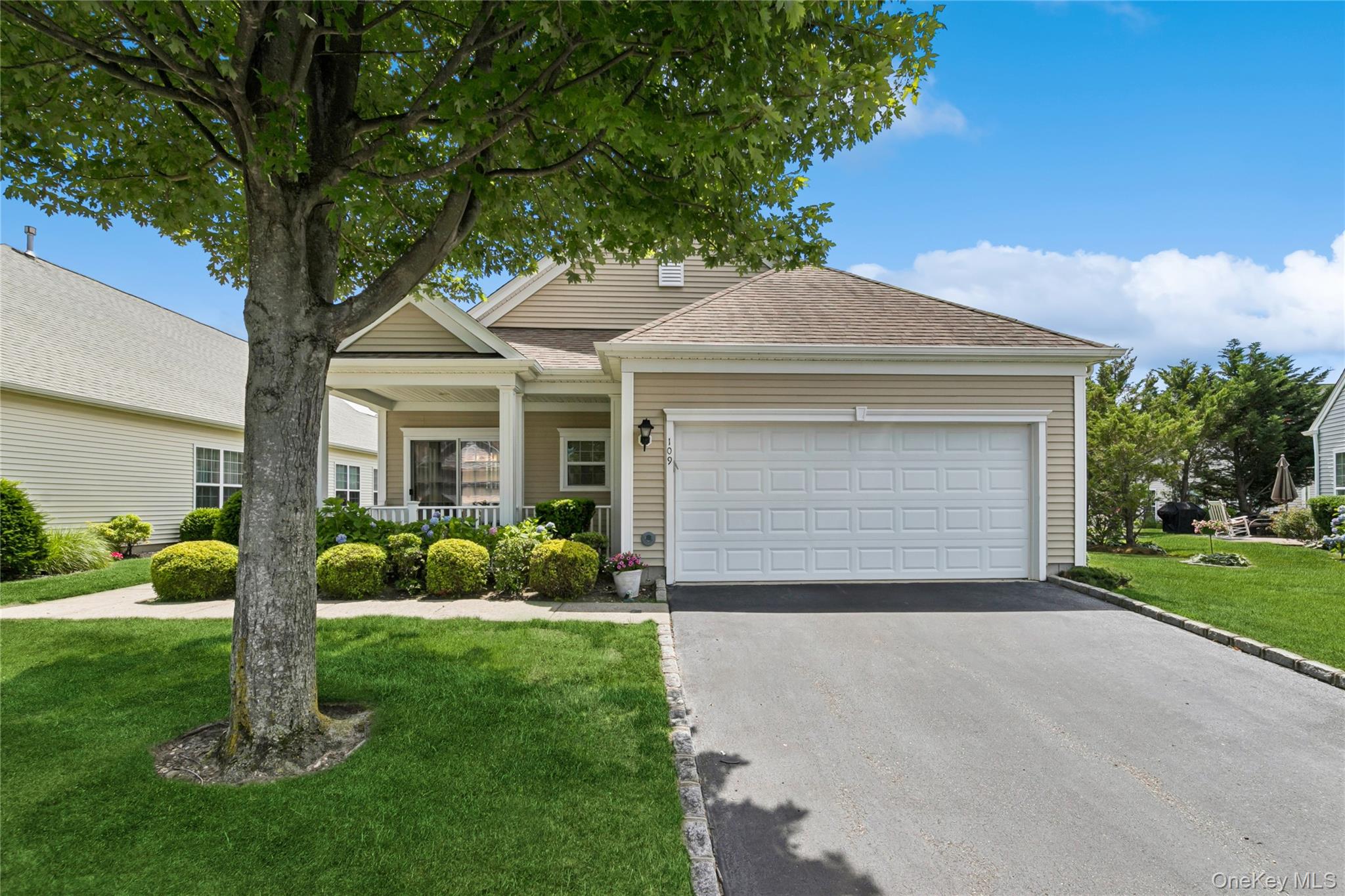 109 Louden Loop, Mount Sinai, NY 11766