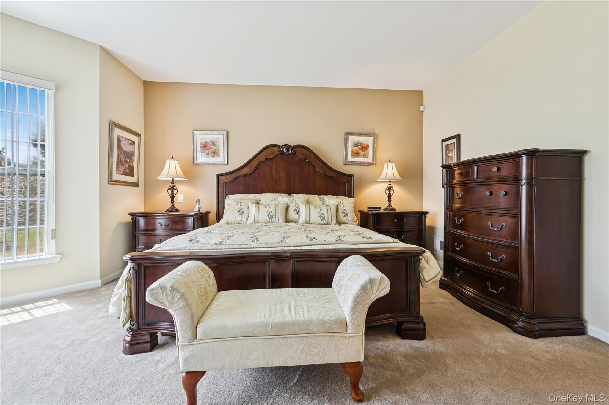 109 Louden Loop, Mount Sinai, NY 11766