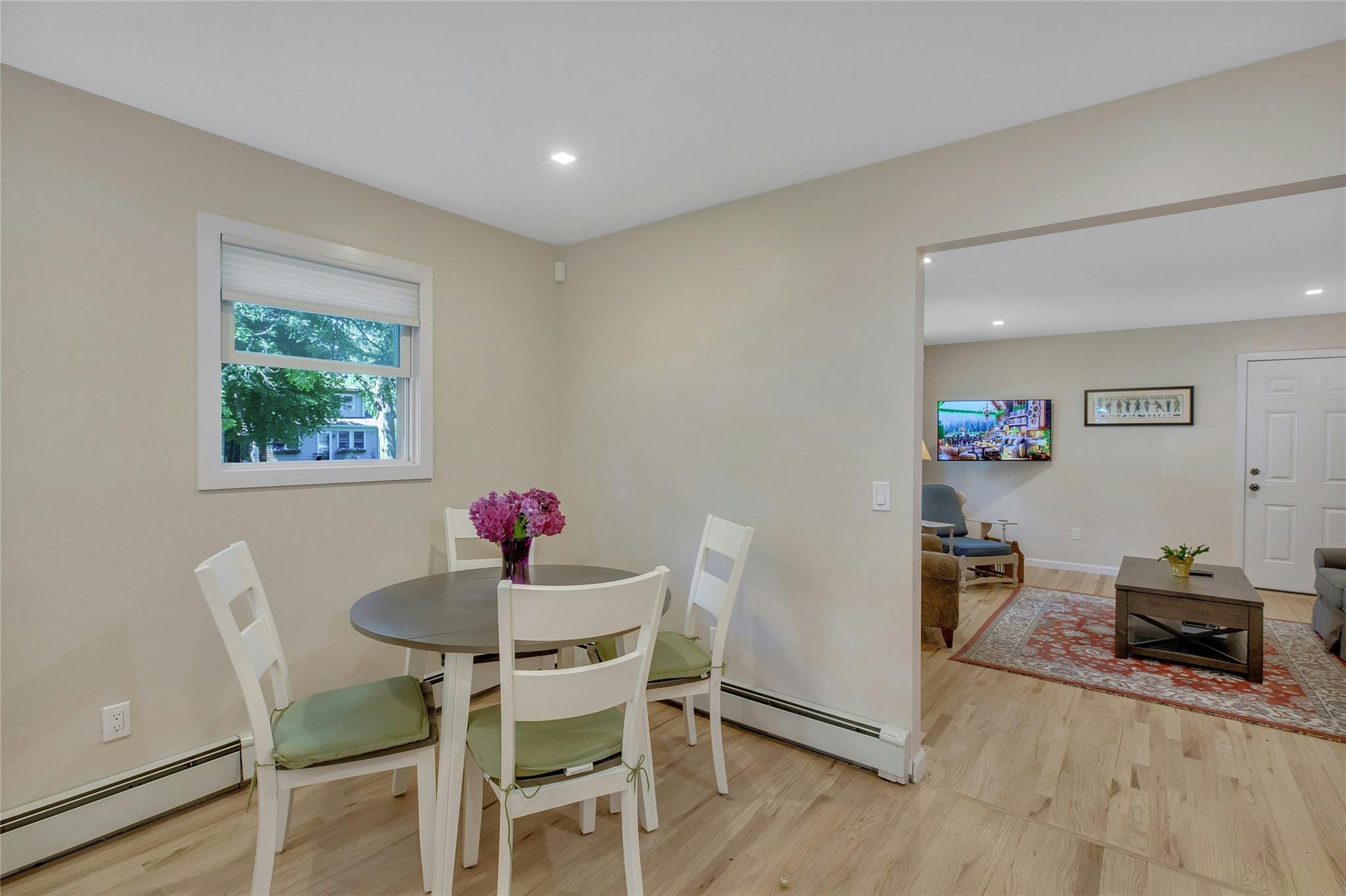 38 Woodridge Road, Hampton Bays, NY 11946