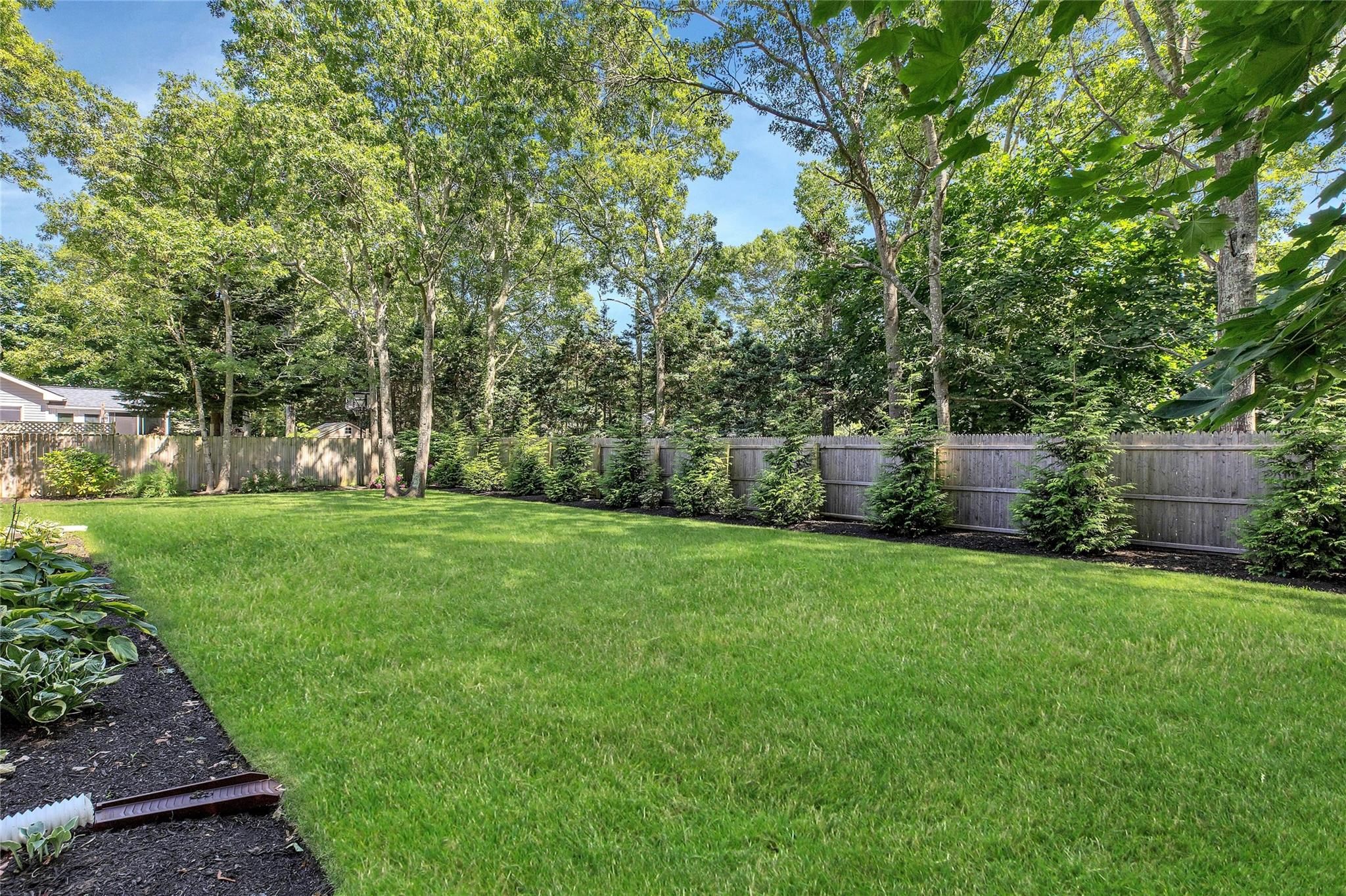 38 Woodridge Road, Hampton Bays, NY 11946