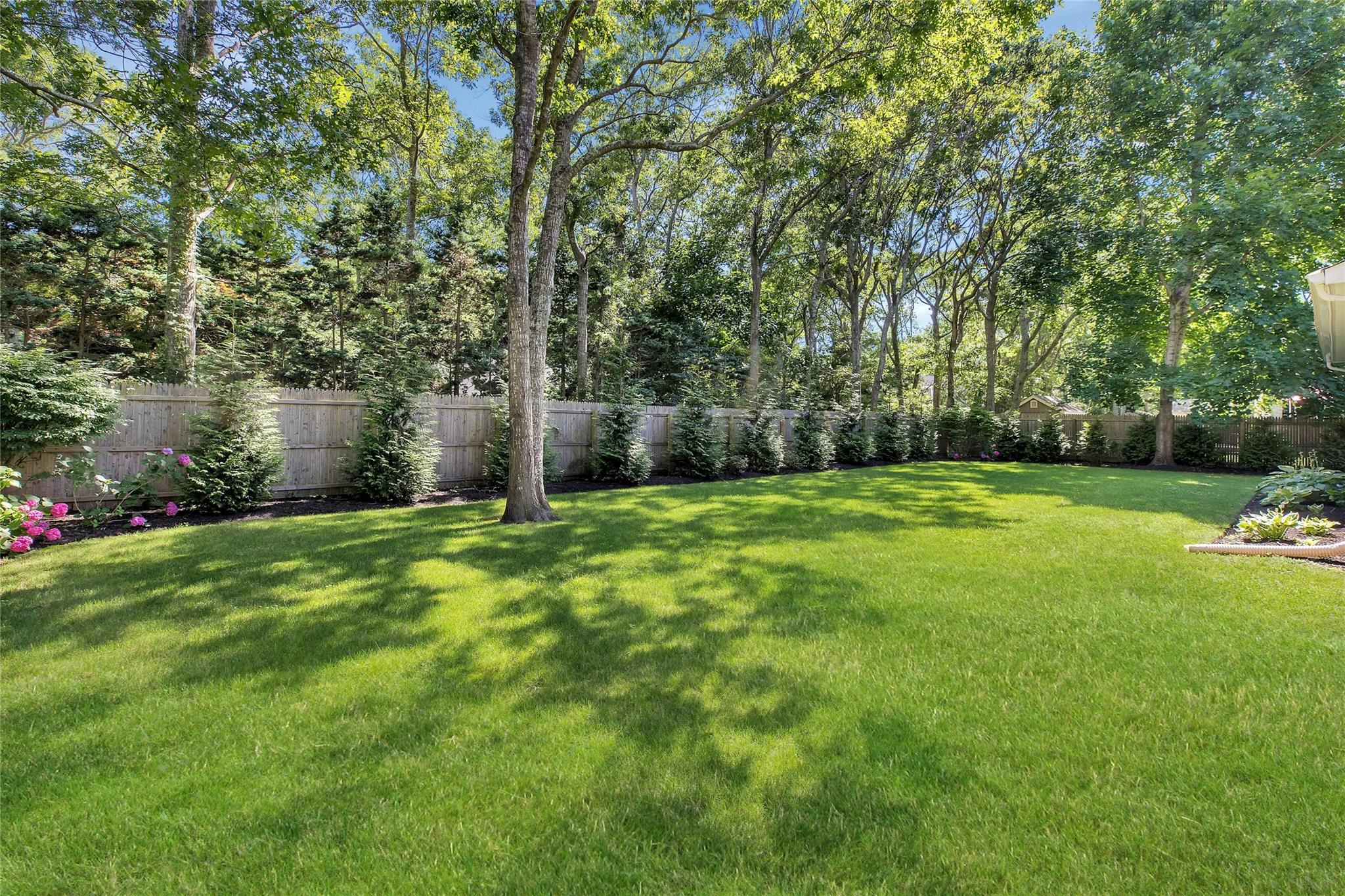 38 Woodridge Road, Hampton Bays, NY 11946