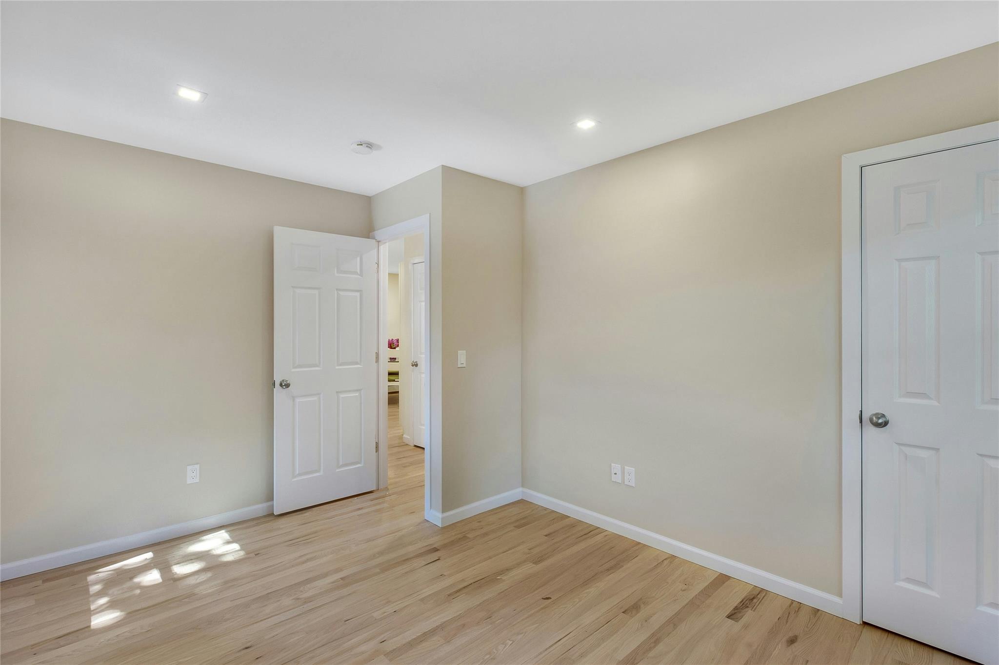 38 Woodridge Road, Hampton Bays, NY 11946