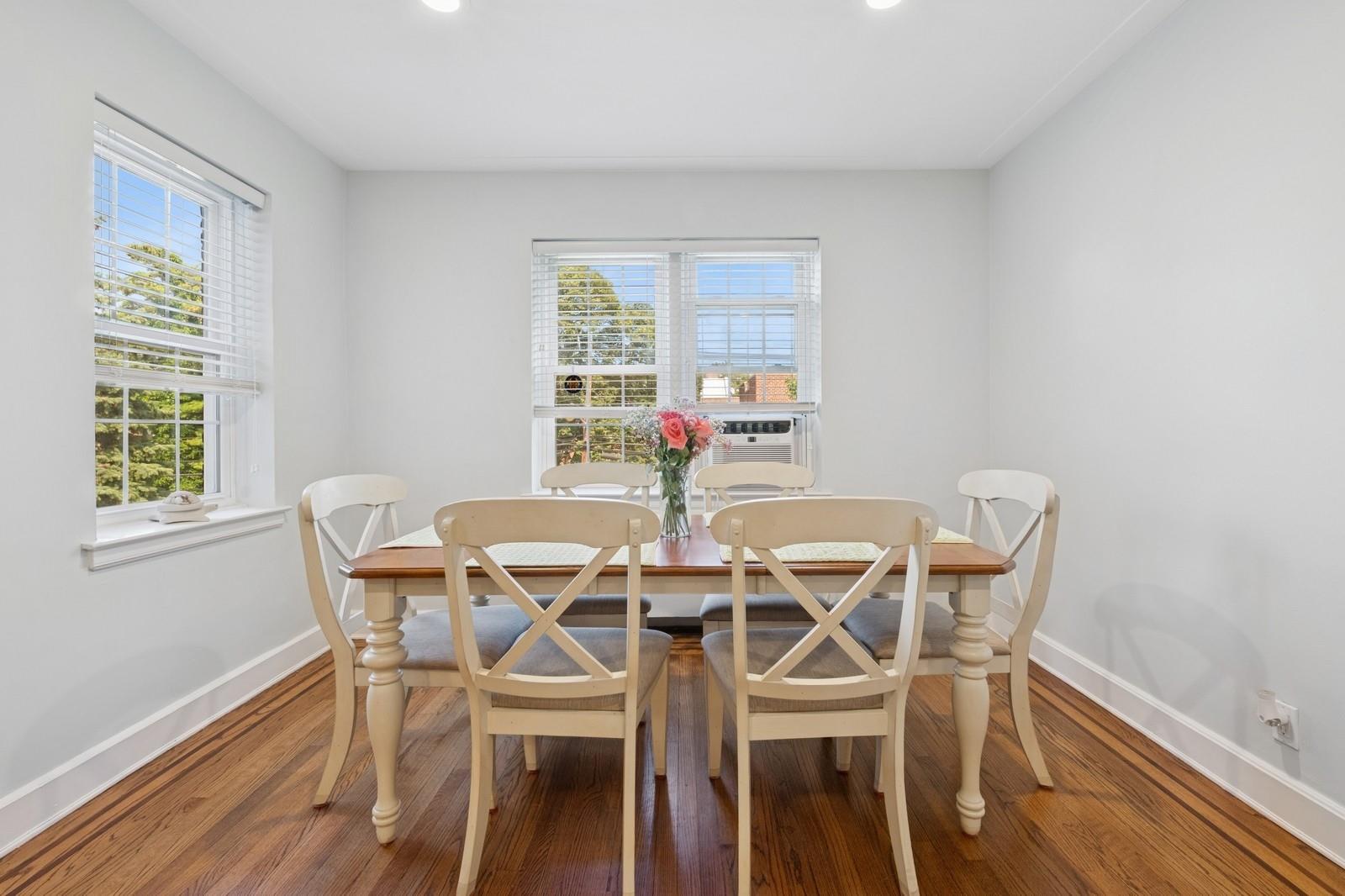 102 S Village Avenue # 3A, Rockville Centre, NY 11570