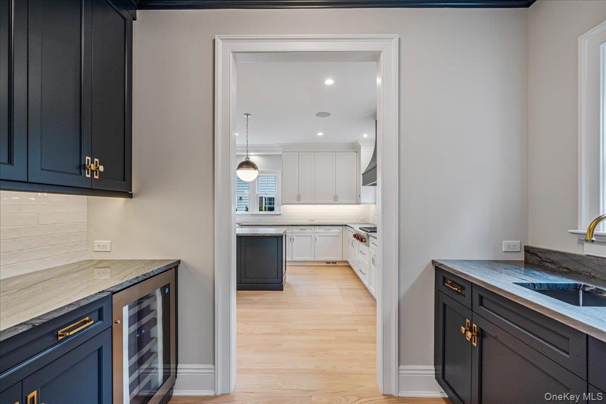 7 Yale Street, Garden City, NY 11530