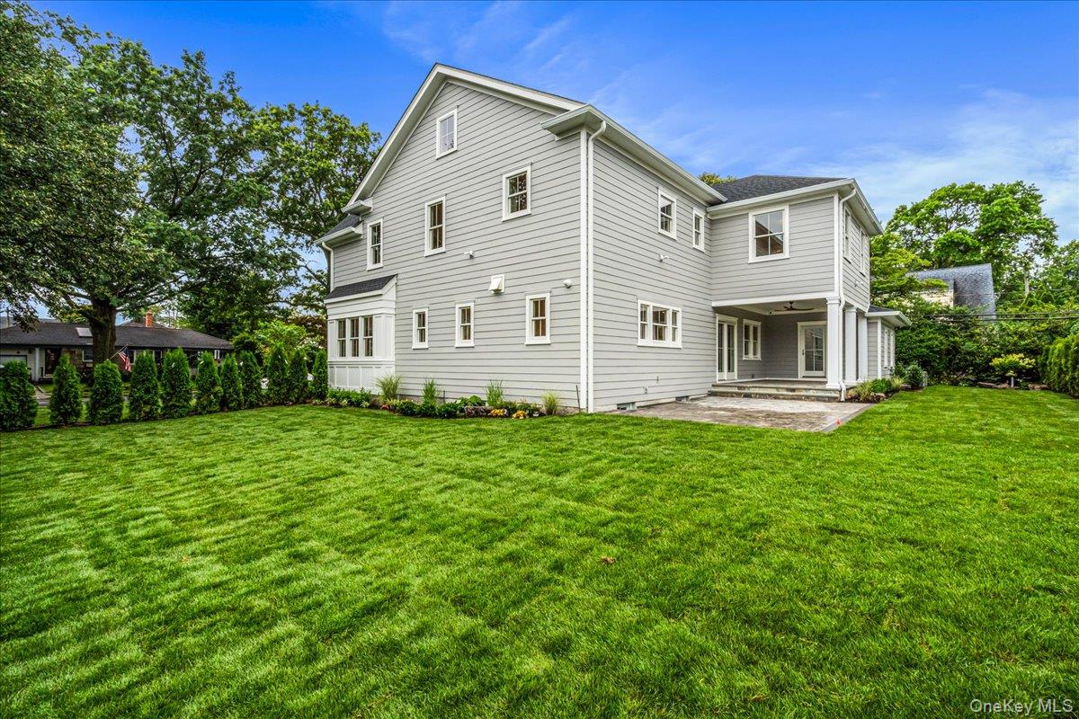 7 Yale Street, Garden City, NY 11530