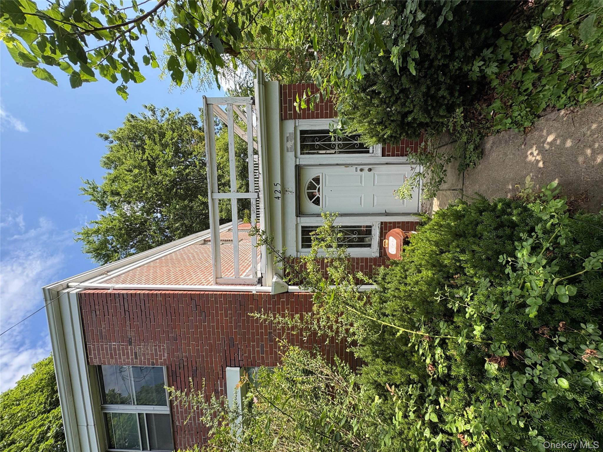 425 W 256th Street, Bronx, NY 10471