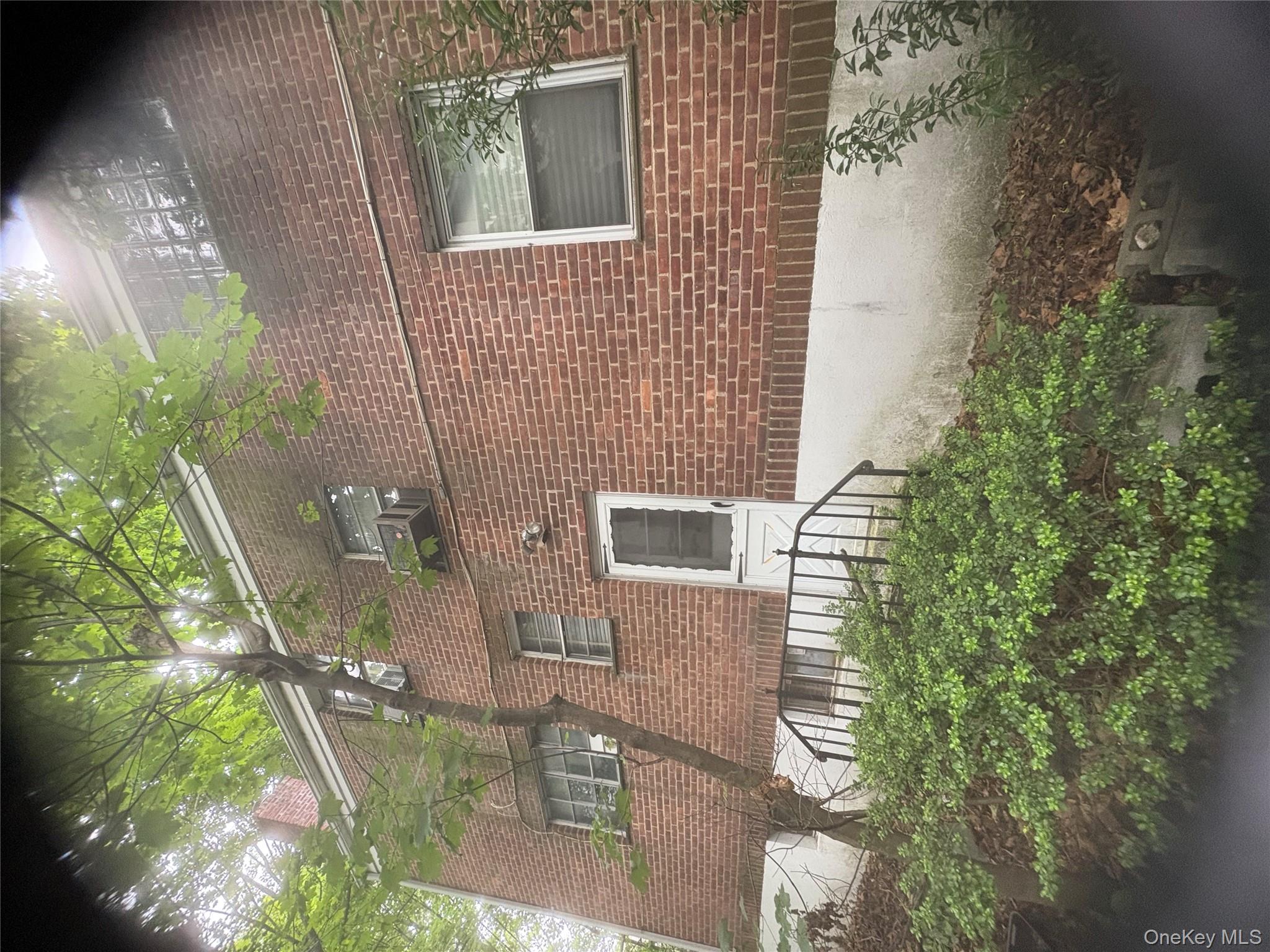 425 W 256th Street, Bronx, NY 10471