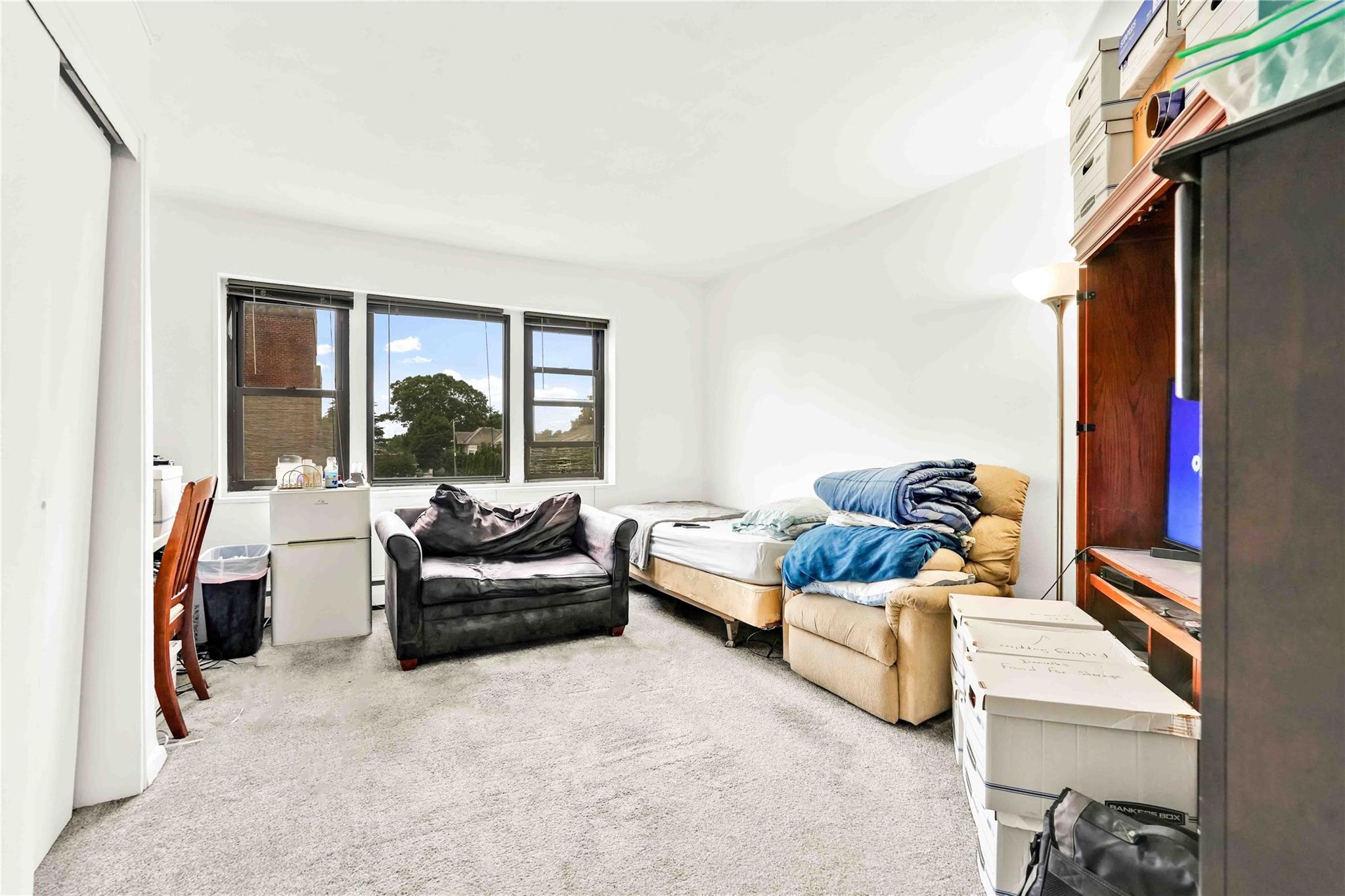 175 Archer Street # 3A, Freeport, NY 11520