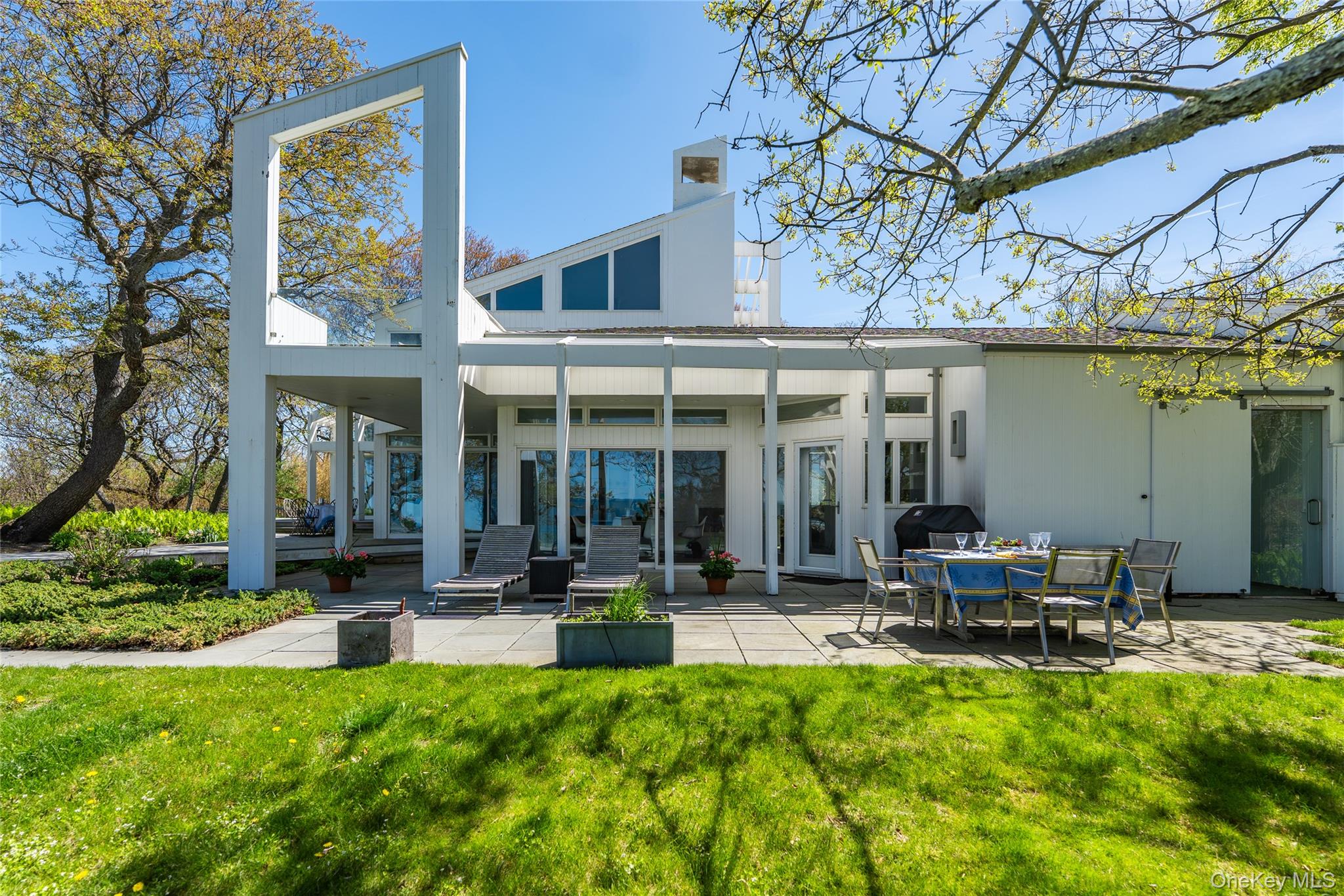 4105 Soundview Avenue, Mattituck, NY 11952