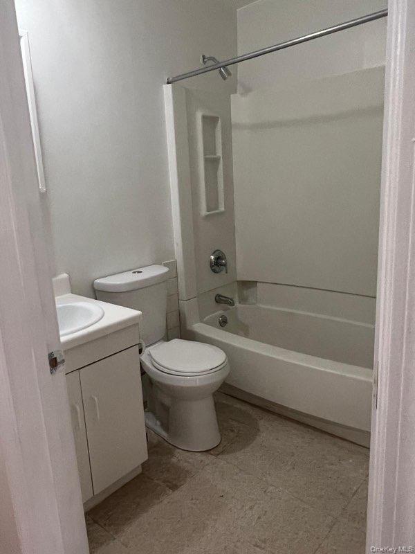 596 Beech ter. Beech Terrace, Bronx, NY 10454