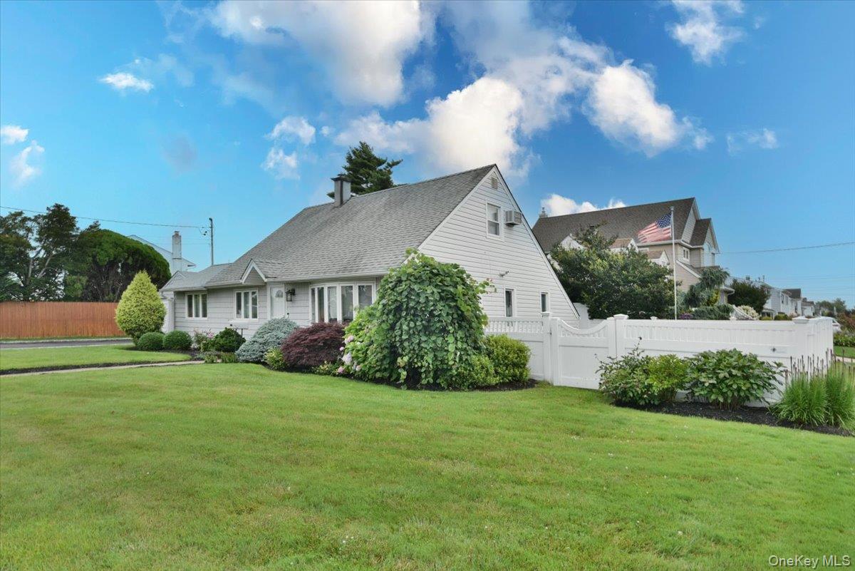 243 Seaford Avenue, Massapequa, NY 11758