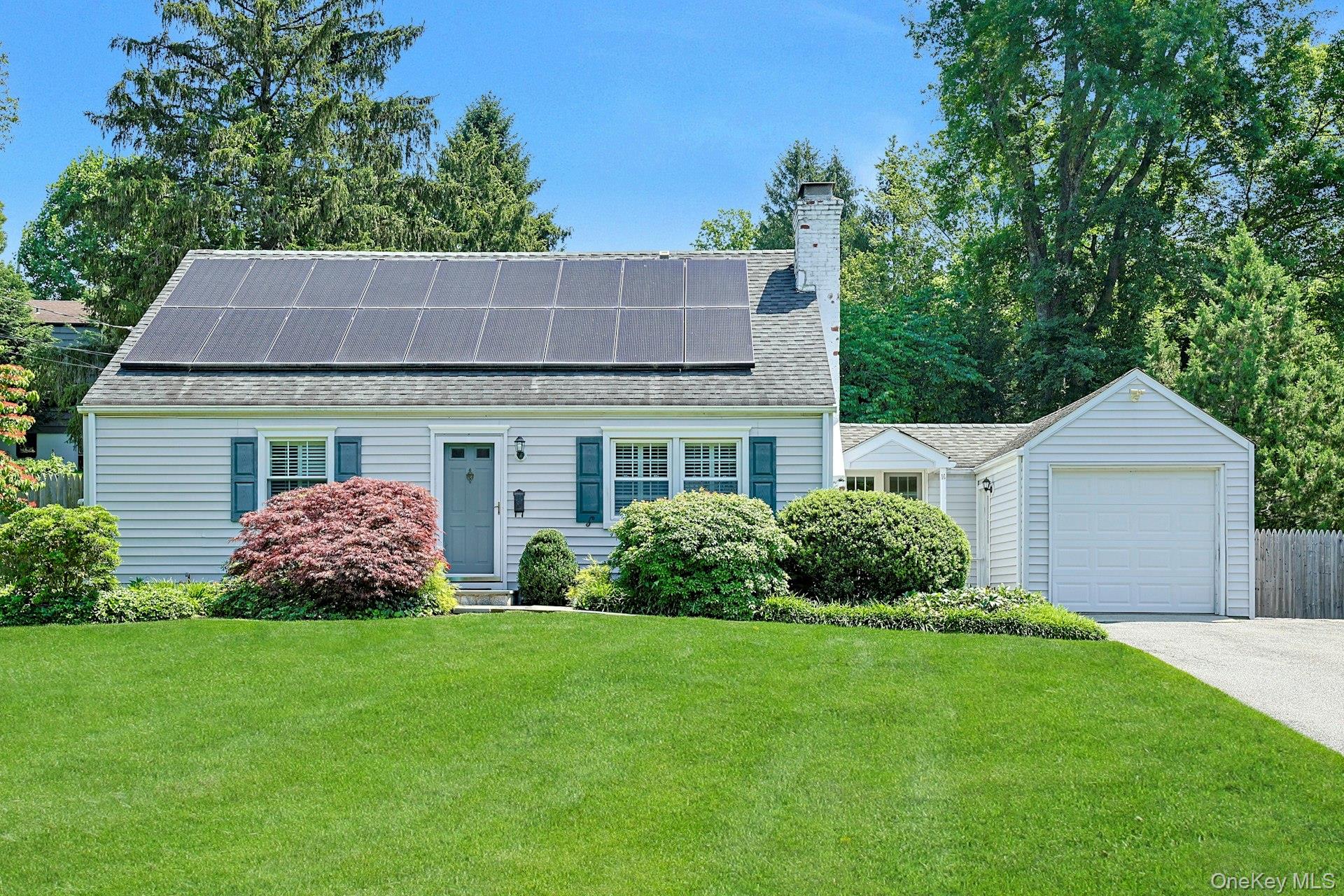 37 Hollow Oak Road, Chappaqua, NY 10514