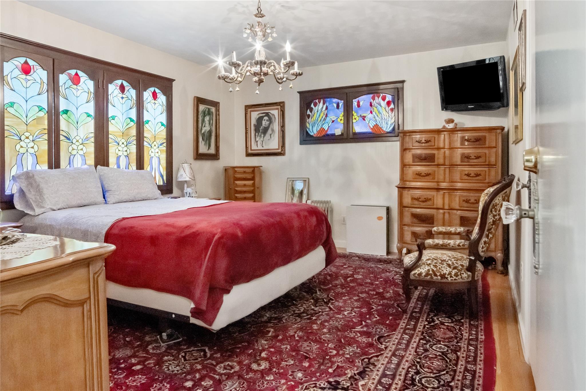 11 Hillside Court, Suffern, NY 10901