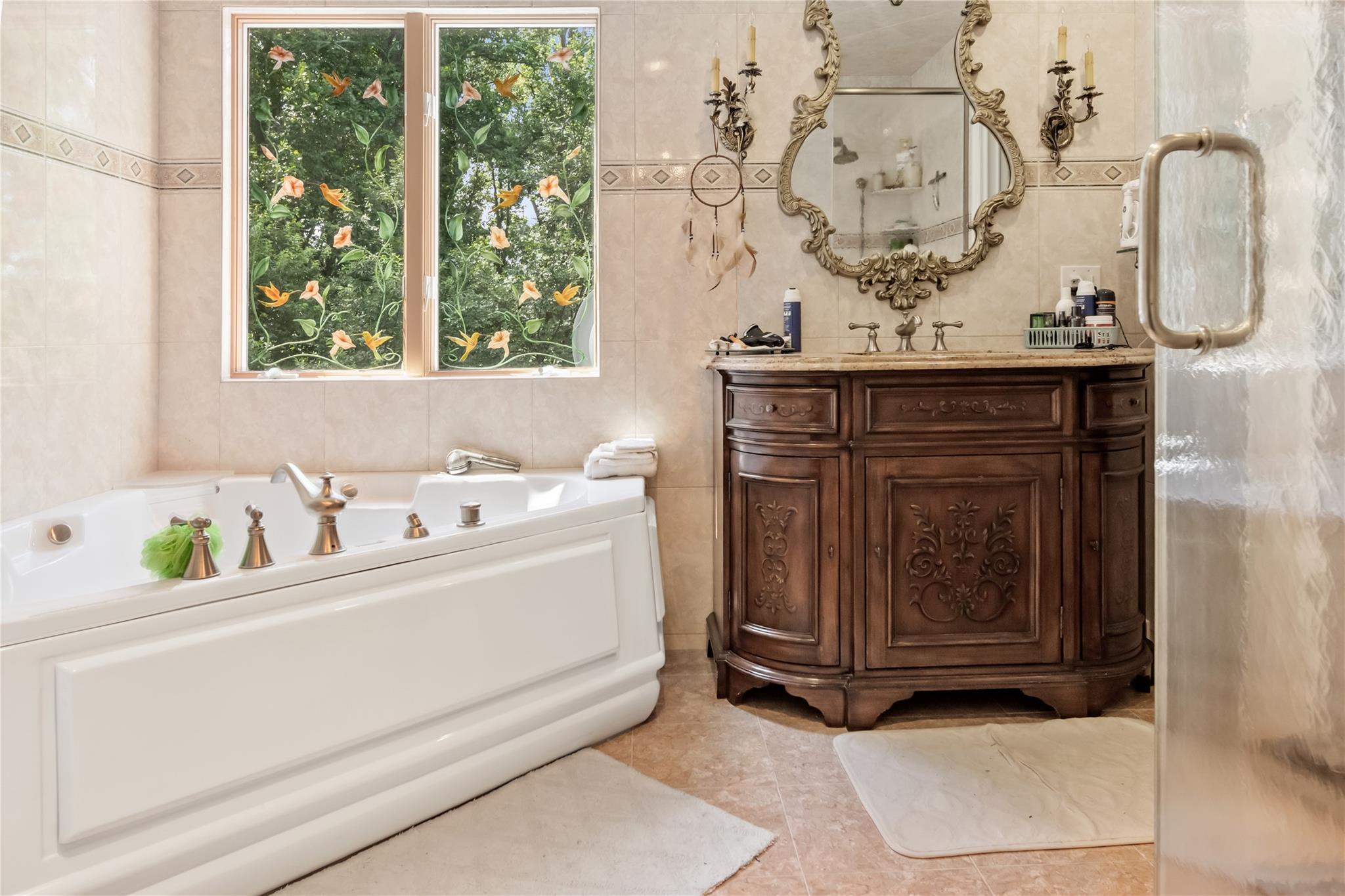 11 Hillside Court, Suffern, NY 10901