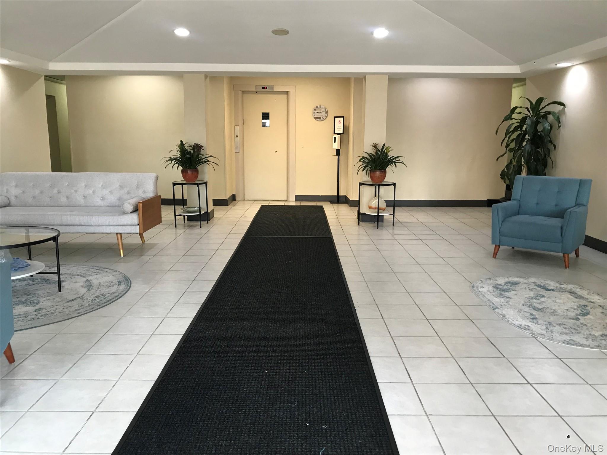 855 E. Broadway # 2D1, Long Beach, NY 11561