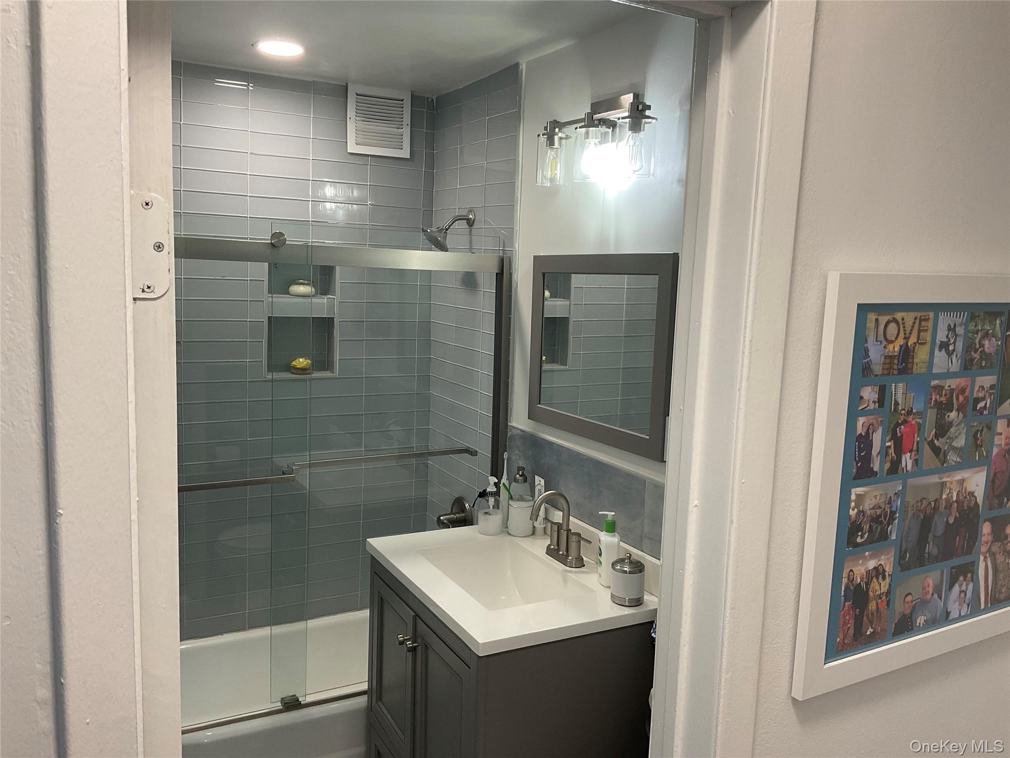 855 E. Broadway # 2D1, Long Beach, NY 11561